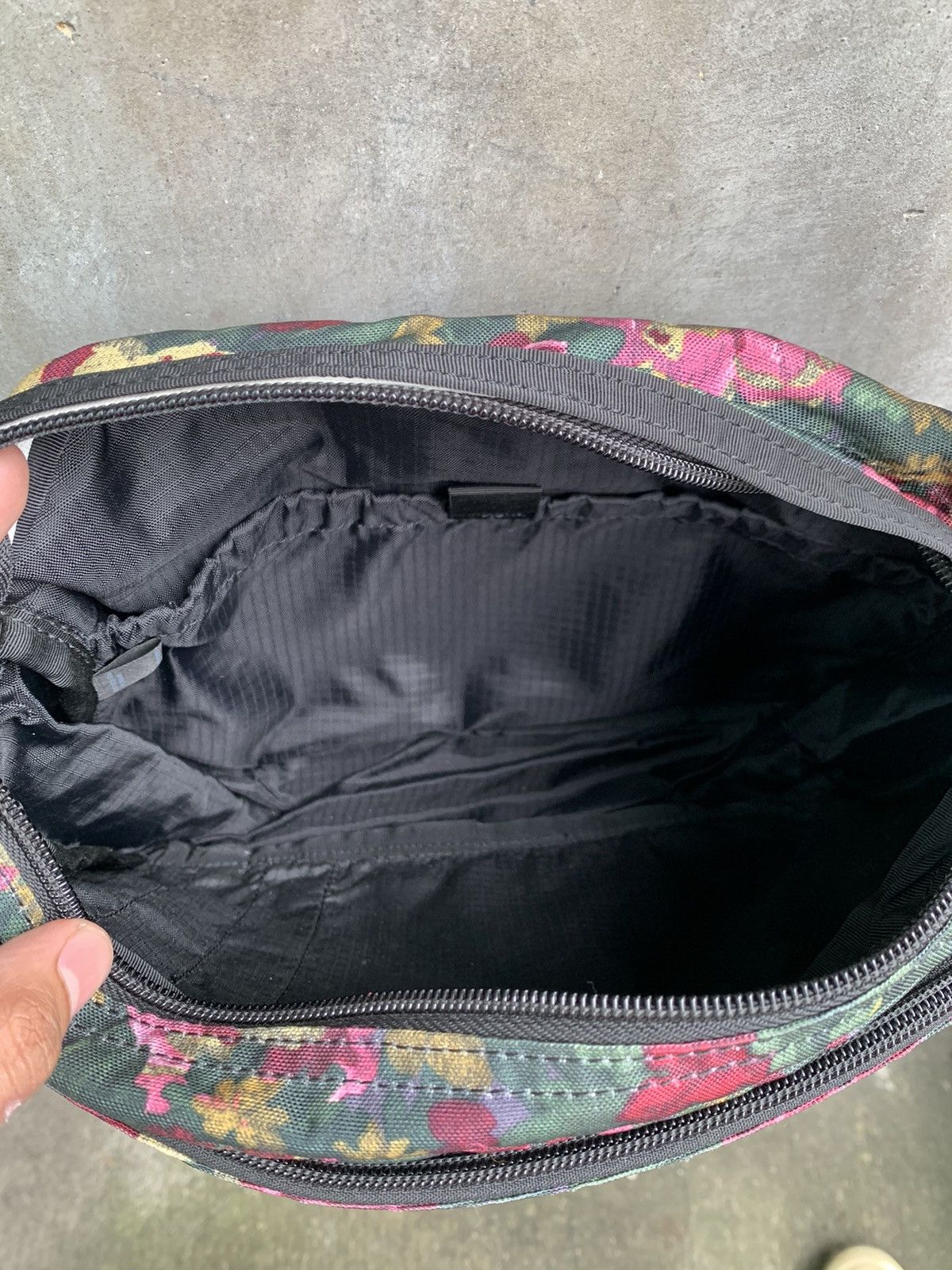 Gregory Floral Tapestry Sling Bag Size ONE SIZE - 8 Thumbnail