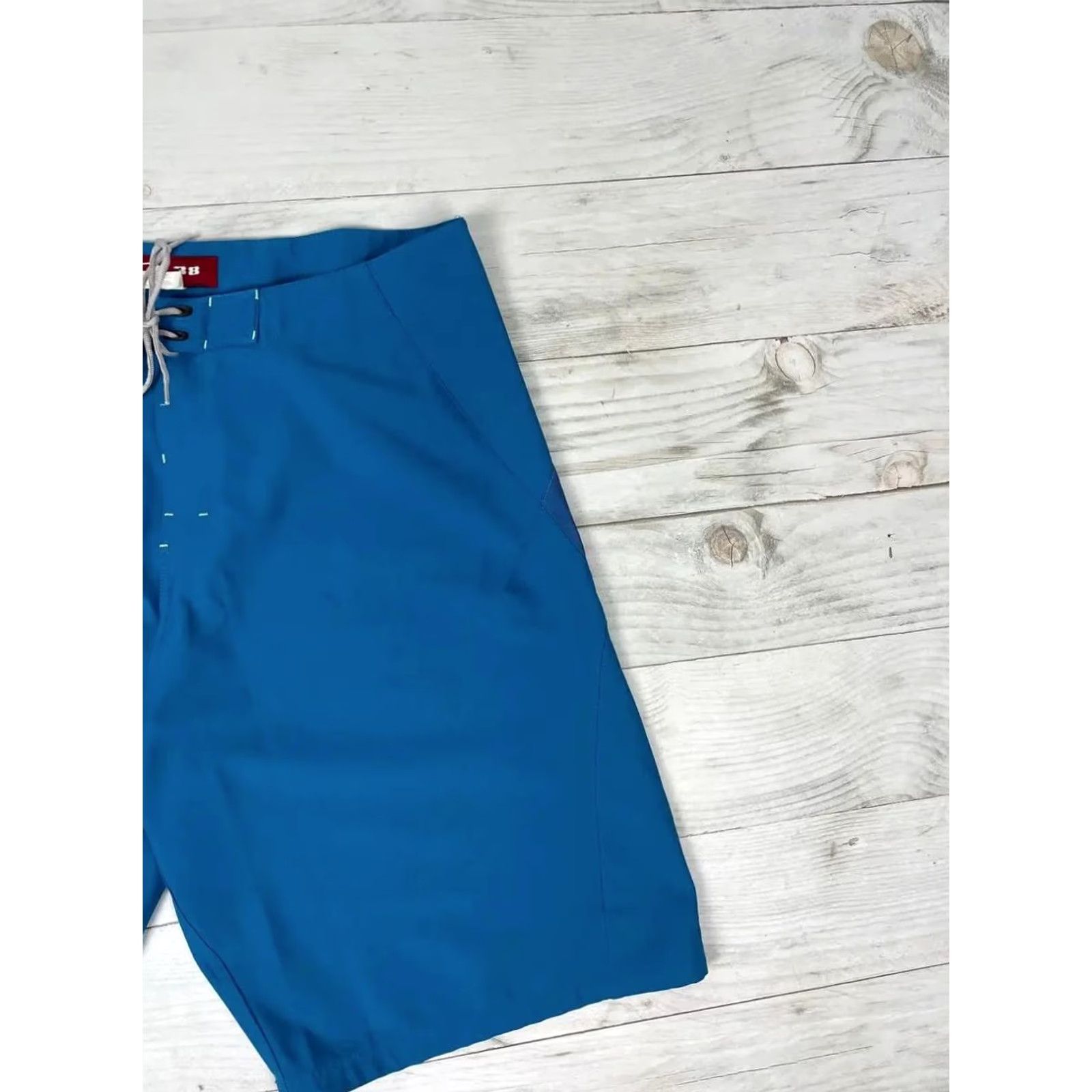 Oakley VINTAGE Oakley Shorts Board Men 38 Blue 00s Surf Swimming Board Shorts Men 38 Blue Oakley Vintage Size US 38 / EU 54 - 6 Thumbnail