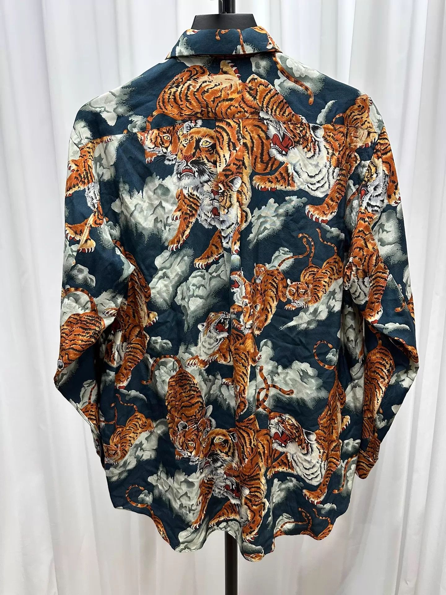 Comme des Garcons SHIRT Comme des Garçons SHIRT 99aw Silk 100 Tigers Shirt S Size US S / EU 44-46 / 1 - 4 Thumbnail