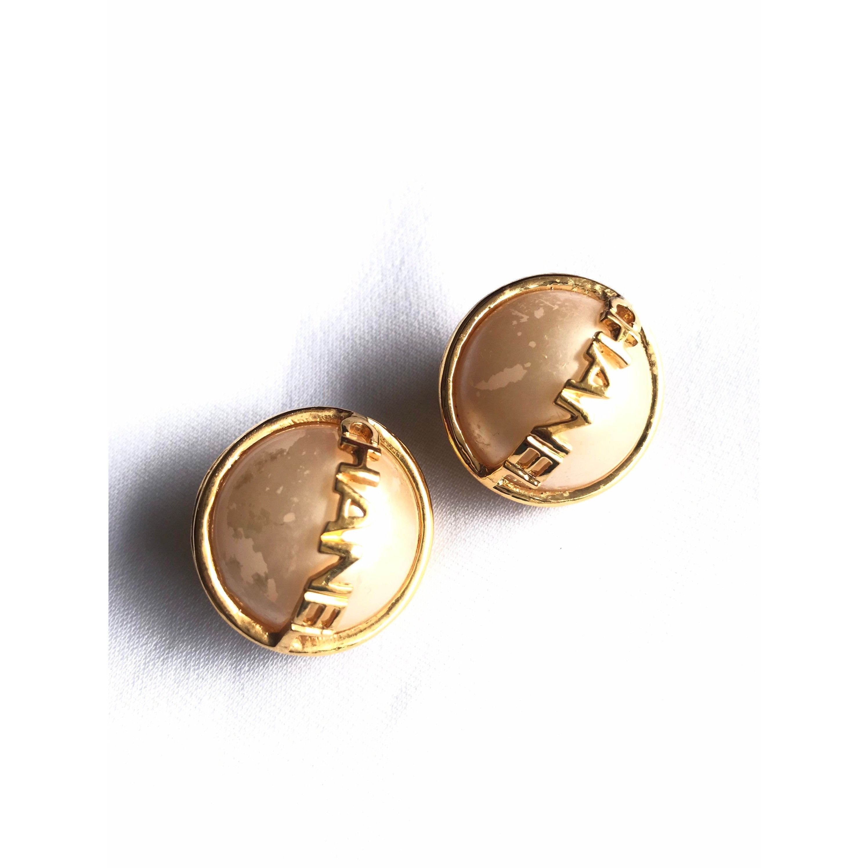 Chanel Vintage CHANEL gold tone round earrings with faux pearl Size ONE SIZE - 3 Thumbnail