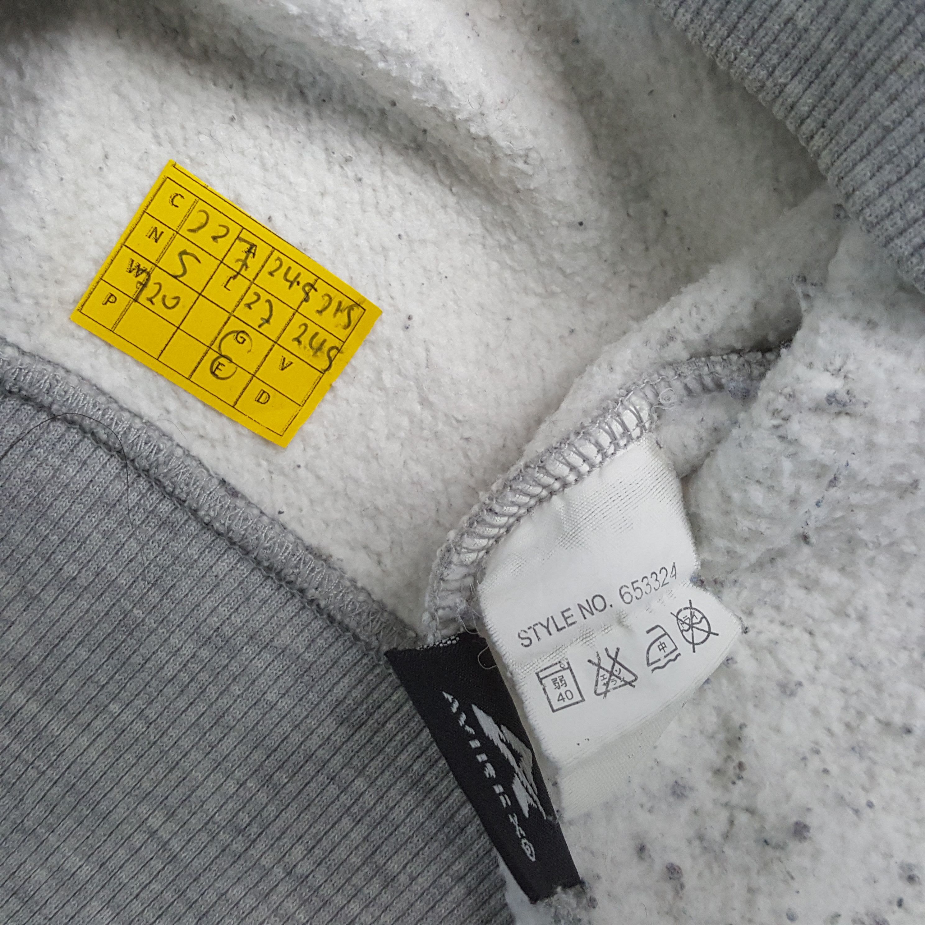 Avirex × Vintage Vintage AVIREX USA Streetwear Skateboard Style Hoodies Size US L / EU 52-54 / 3 - 8 Thumbnail