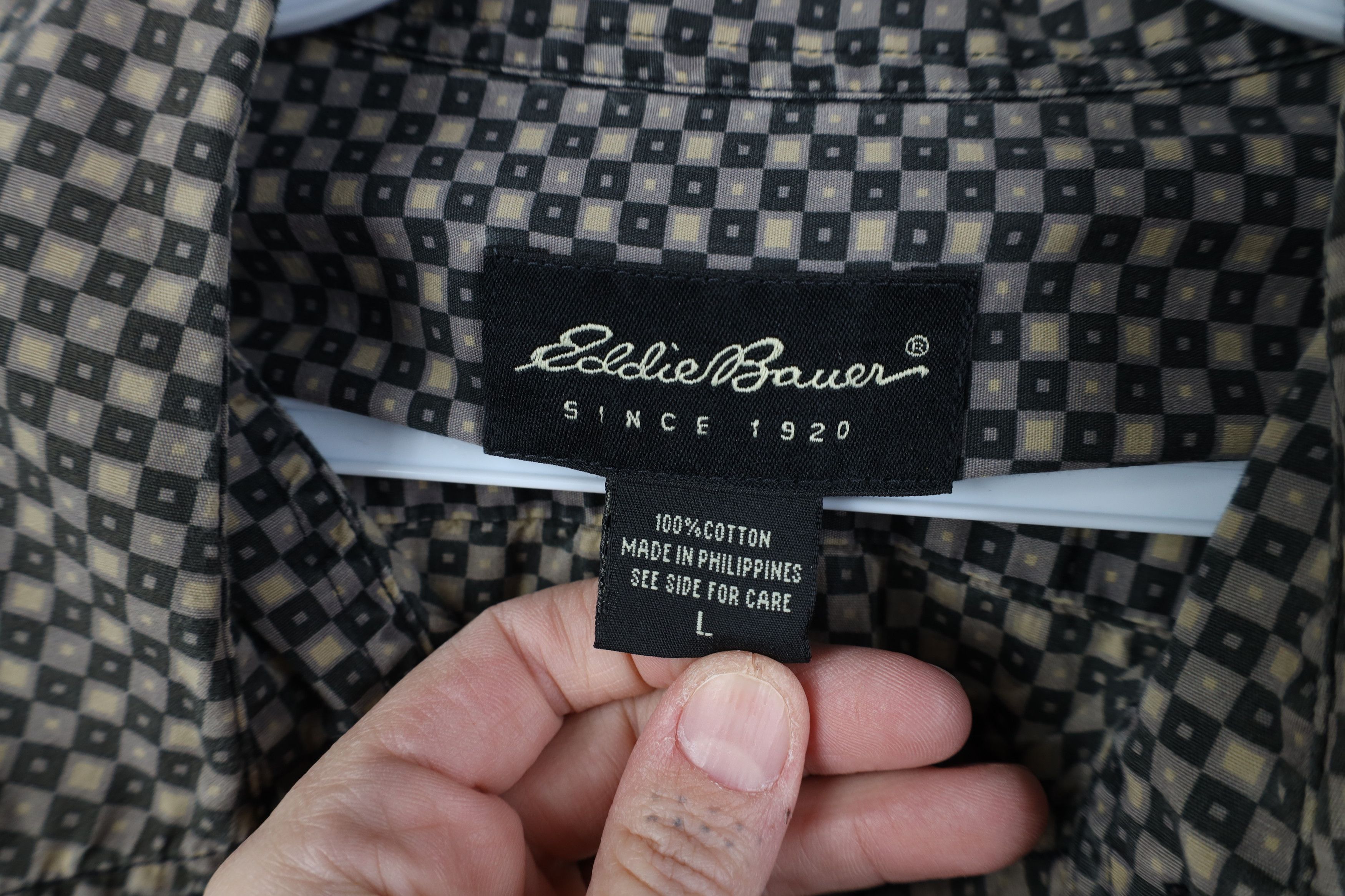 Eddie Bauer Vintage 90s Eddie Bauer Geometric Collared Button Shirt Size US L / EU 52-54 / 3 - 7 Thumbnail