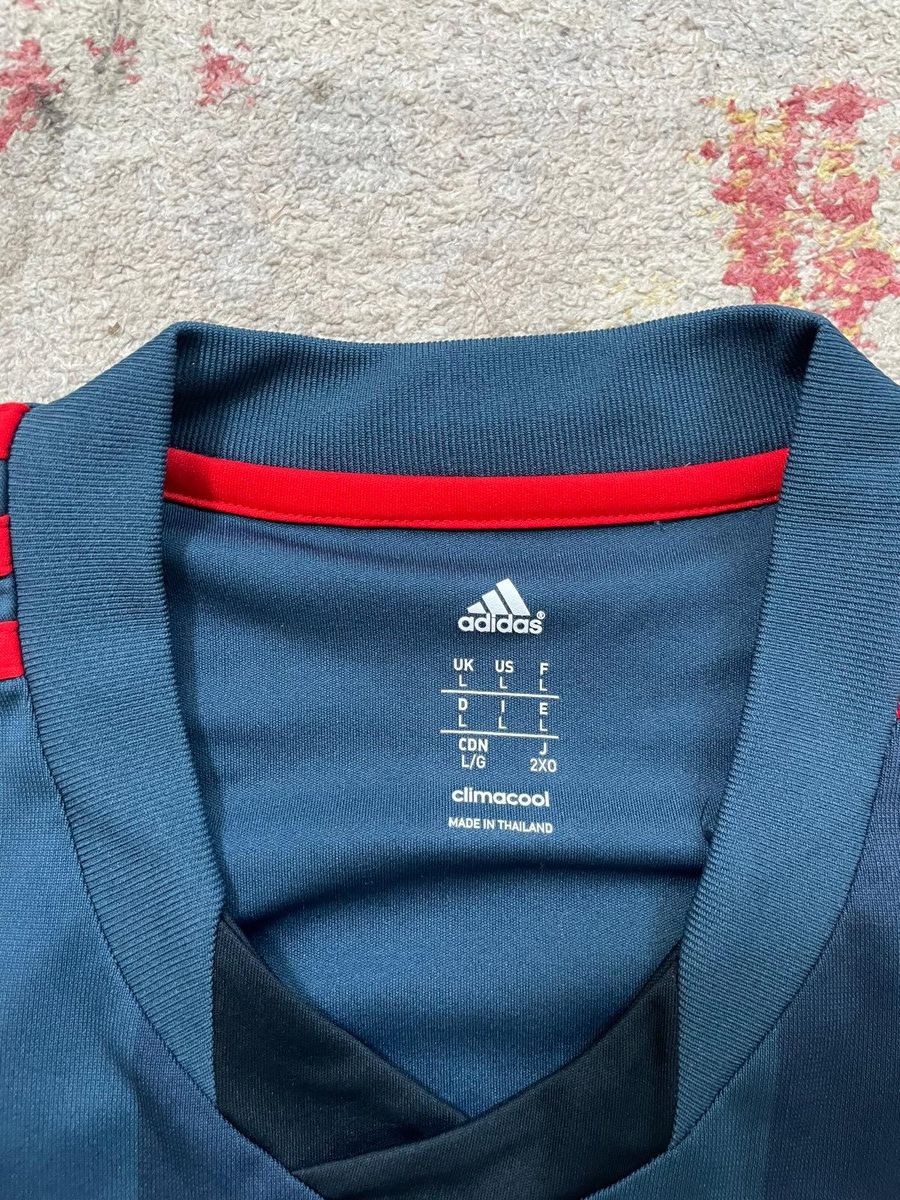 Vintage Vintage Adidas Bayern Munich Jersey Size US L / EU 52-54 / 3 - 3 Thumbnail
