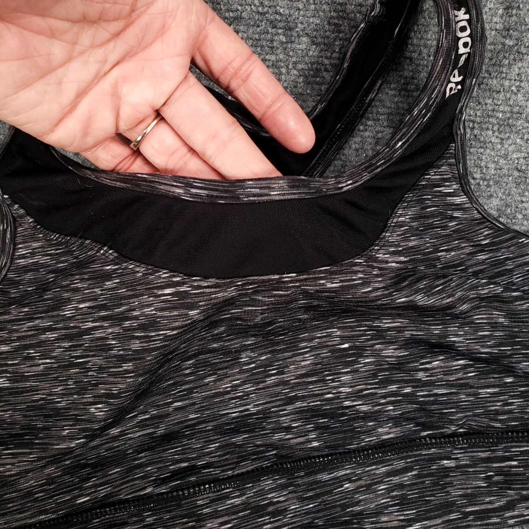 Reebok Reebok Sports Bra Womens M Black Lined Racerback Gym Workout Sportswear Size ONE SIZE - 6 Thumbnail
