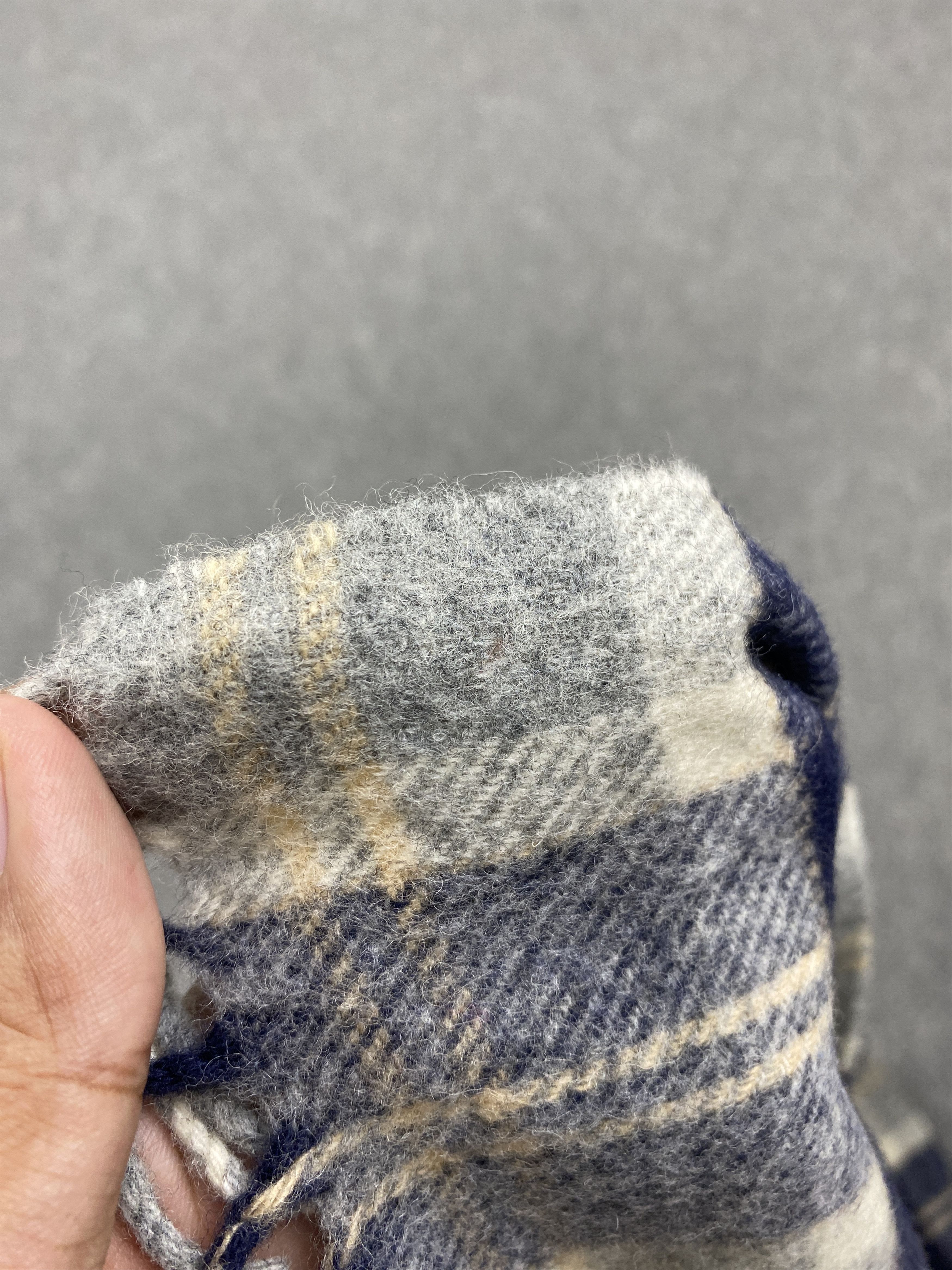 Johnstons Of Elgin Johnstons Of Elgin Scarf / Muffler / Neckwear - SC0156 Size ONE SIZE - 13 Thumbnail