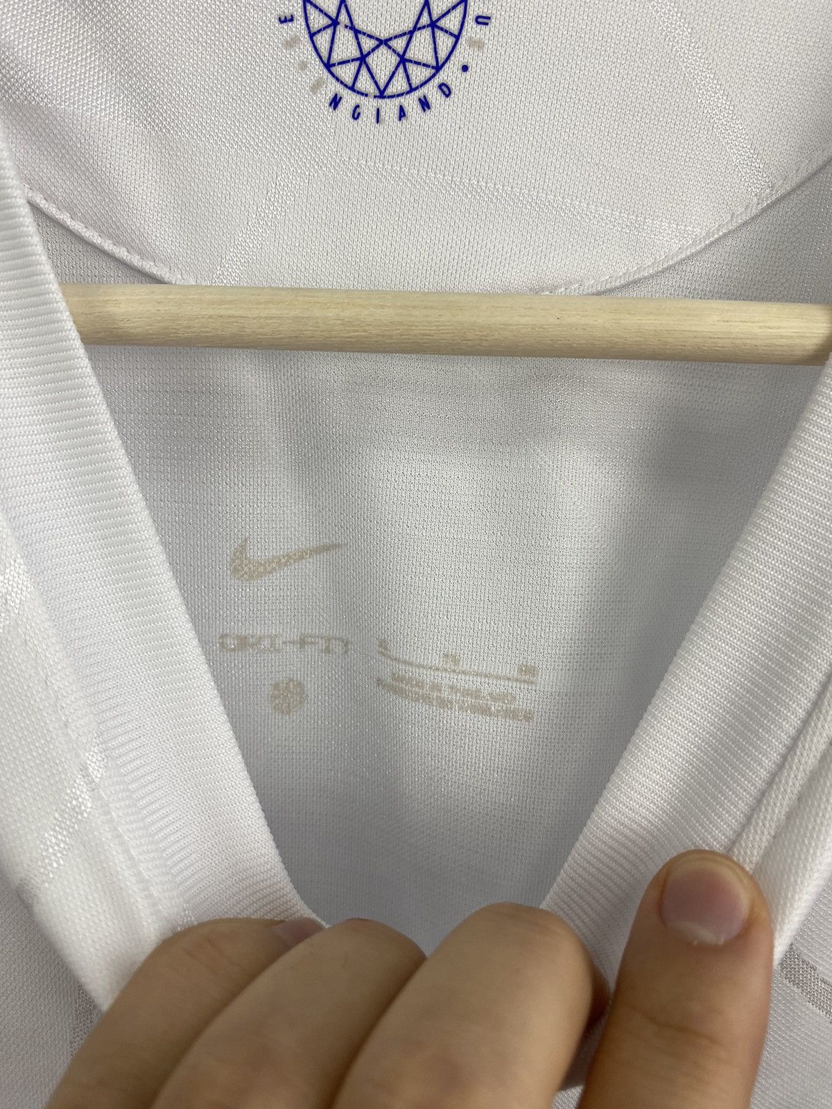 Nike 🏴󠁧󠁢󠁥󠁮󠁧󠁿 Nike England 3D Logo Soccer Jersey T-Shirt Rare Retro Y2K Size US XL / EU 56 / 4 - 6 Thumbnail