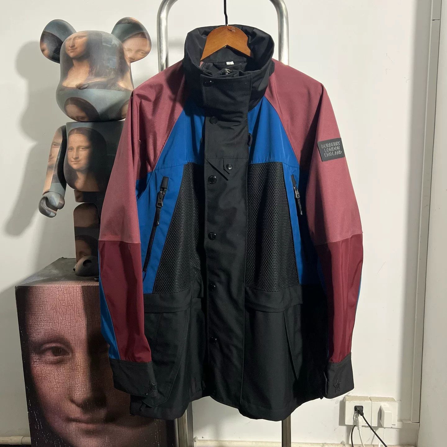 Burberry Burberry Light Jacket l Men Size US L / EU 52-54 / 3 - 1 Thumbnail