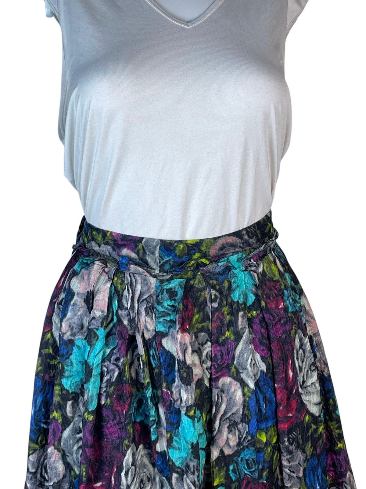 Lanvin Resort 2010 Lanvin by Alber Elbaz Floral Silk Skirt Size 25" / US 0 / IT 36 - 3 Thumbnail