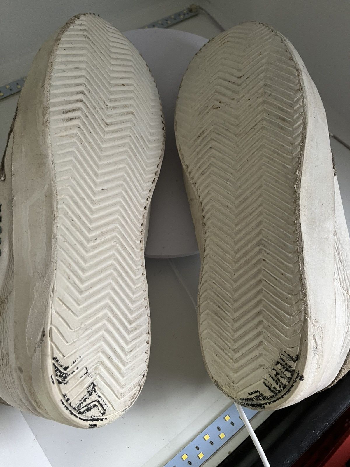 Golden Goose ggdb superstar white size 40 GOLDEN GOOSE Deluxe Brand Size US 10 / IT 40 - 6 Thumbnail