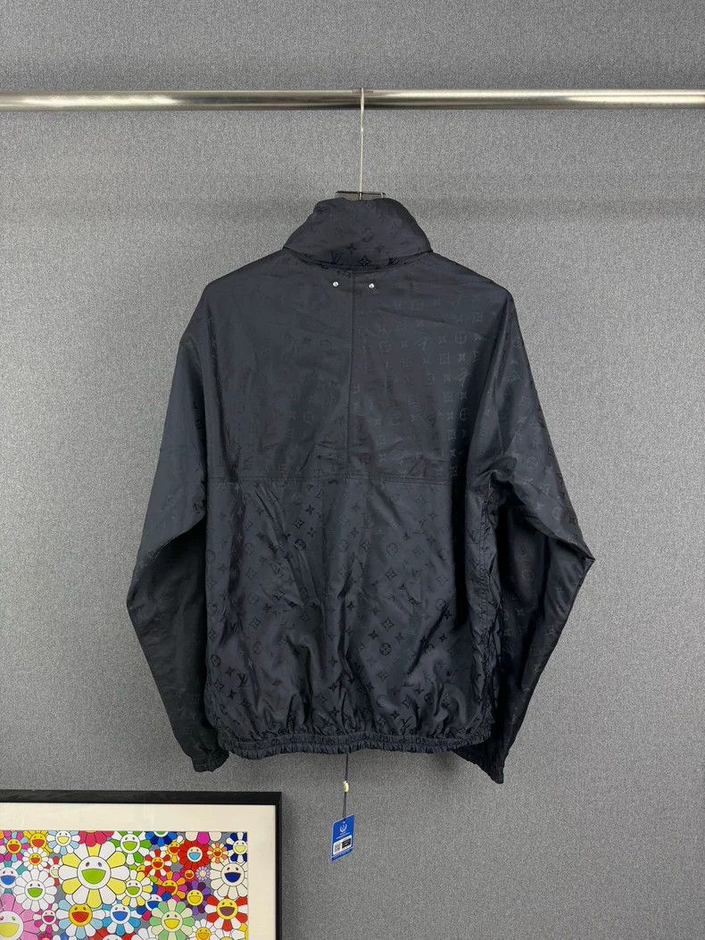 Louis Vuitton Louis Vuitton Dark full print reversible assault jacket Size US M / EU 48-50 / 2 - 2 Thumbnail