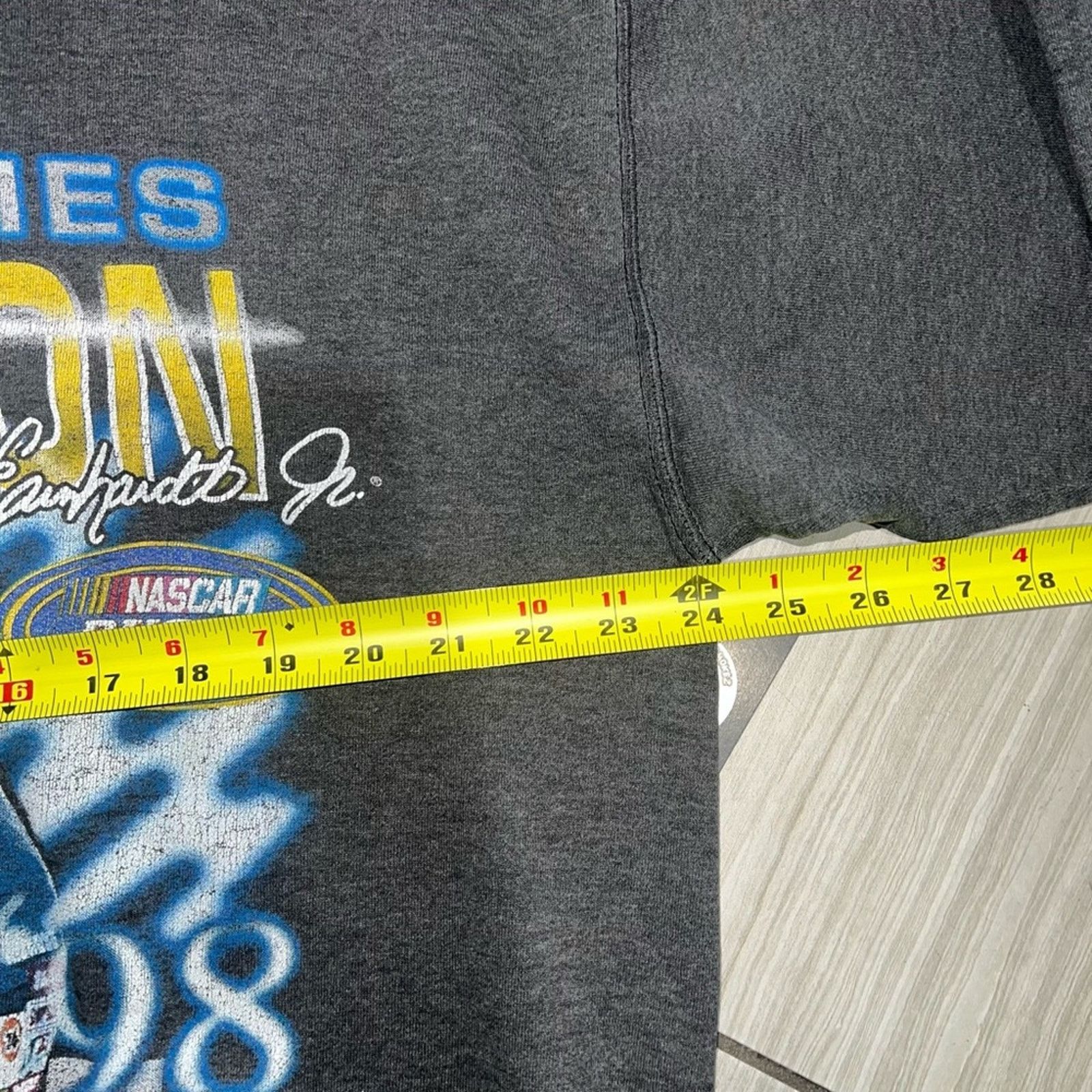 Vintage Vintage 90s NASCAR Dale Earnhardt Busch Champion Sweatshirt Size US XL / EU 56 / 4 - 8 Thumbnail