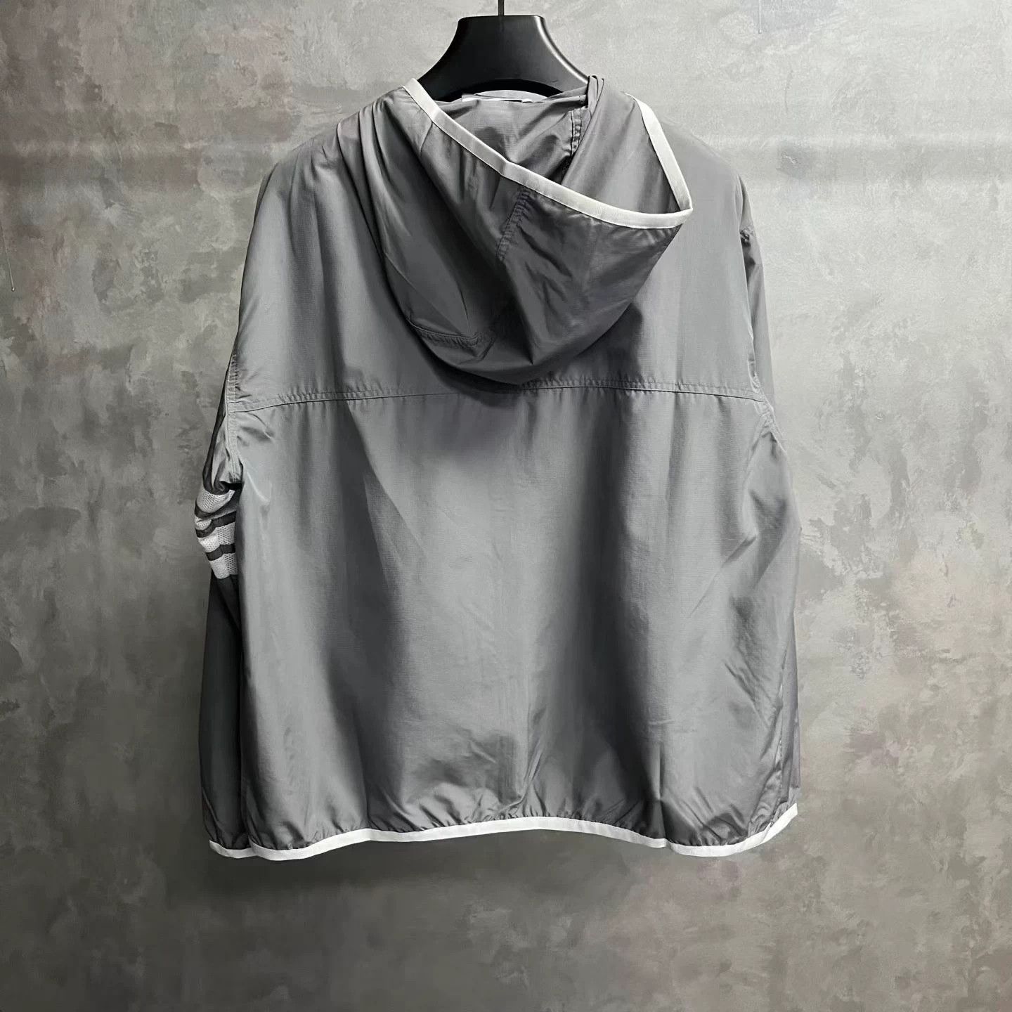 Thom Browne Thom Browne Gray 4-Bar Stripe Hooded Jacket Size US S / EU 44-46 / 1 - 2 Thumbnail