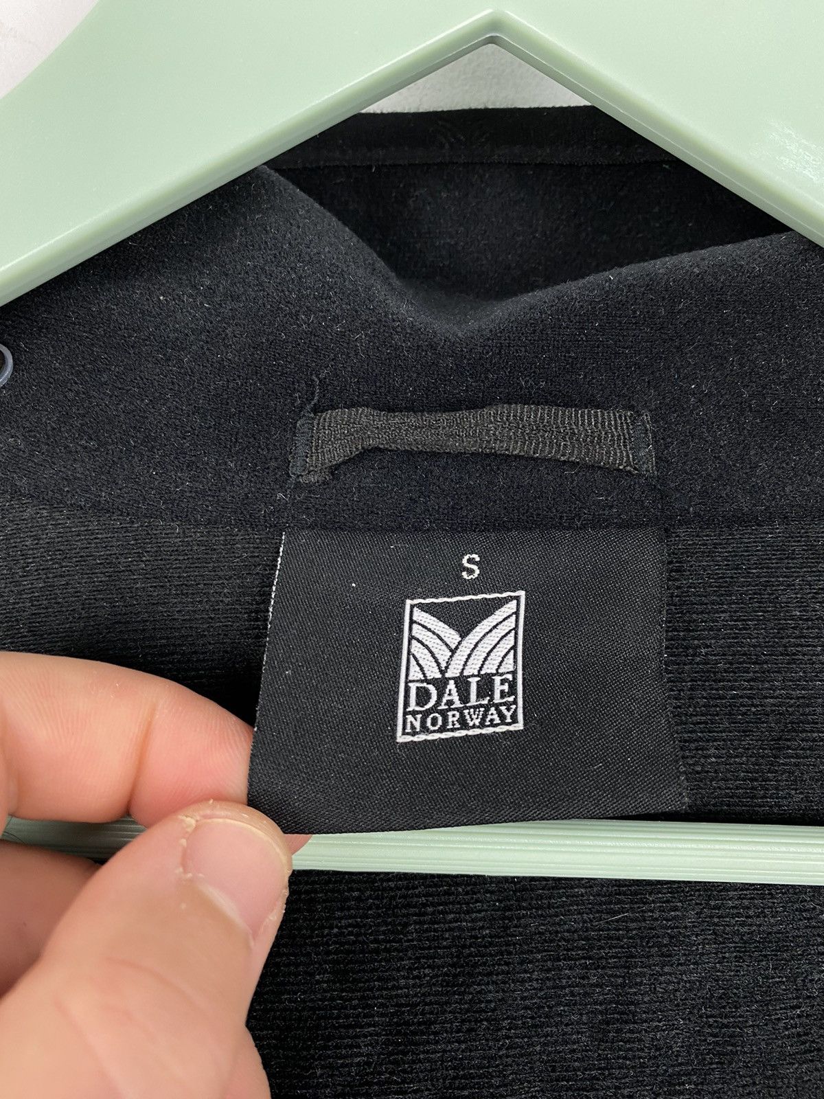 Dale Of Norway Dale of Norway Windstopper Jacket Oakley Arcteryx Size US S / EU 44-46 / 1 - 19 Thumbnail