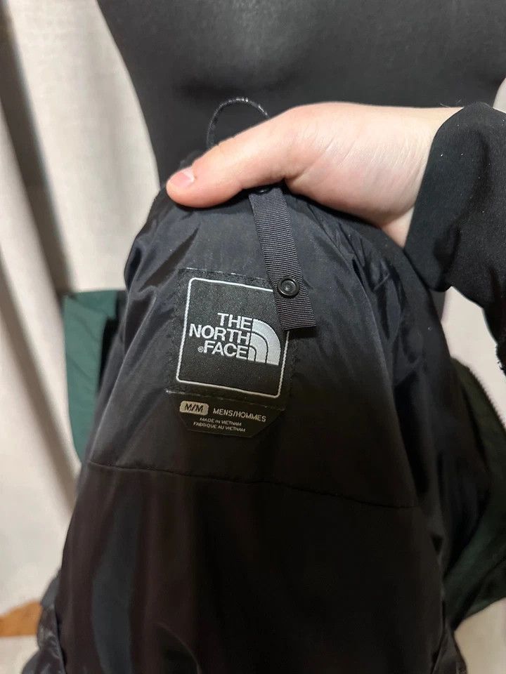 The North Face Vintage The North Face Hyvent Green/Black Parka Jacket Men Size US M / EU 48-50 / 2 - 9 Thumbnail