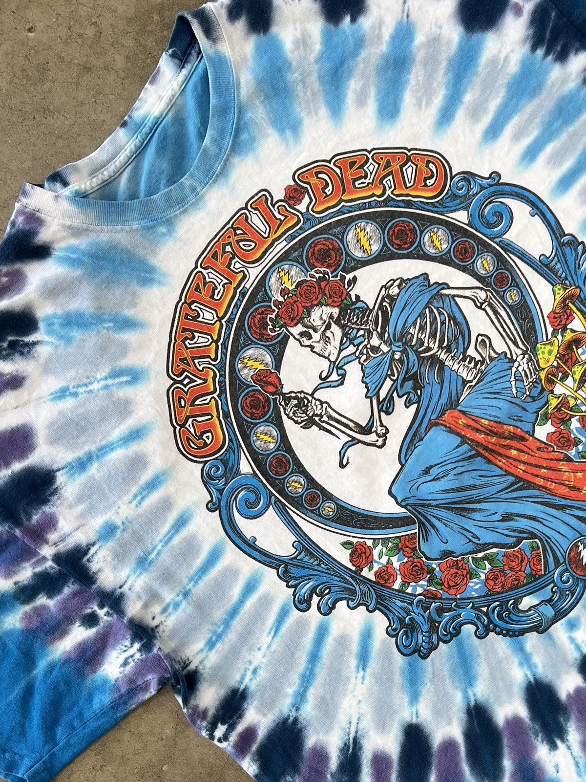 Band Tees Grateful Dead Rose Skeleton Tie Dye Tee XXL Size US XXL / EU 58 / 5 - 1 Thumbnail