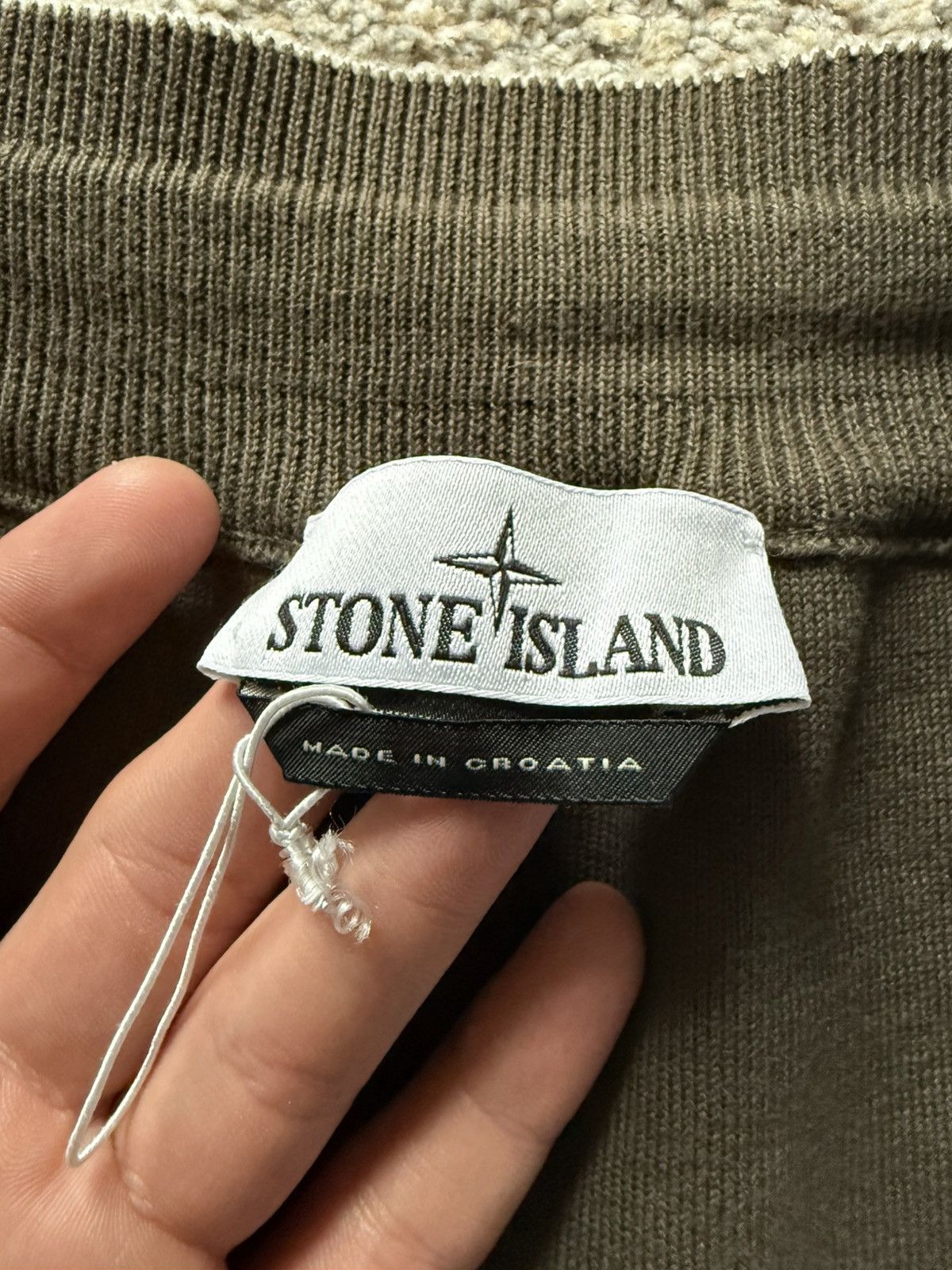Stone Island Stone Island Sweat Shorts Compass Badge Beige Size L Size US 34 / EU 50 - 4 Thumbnail