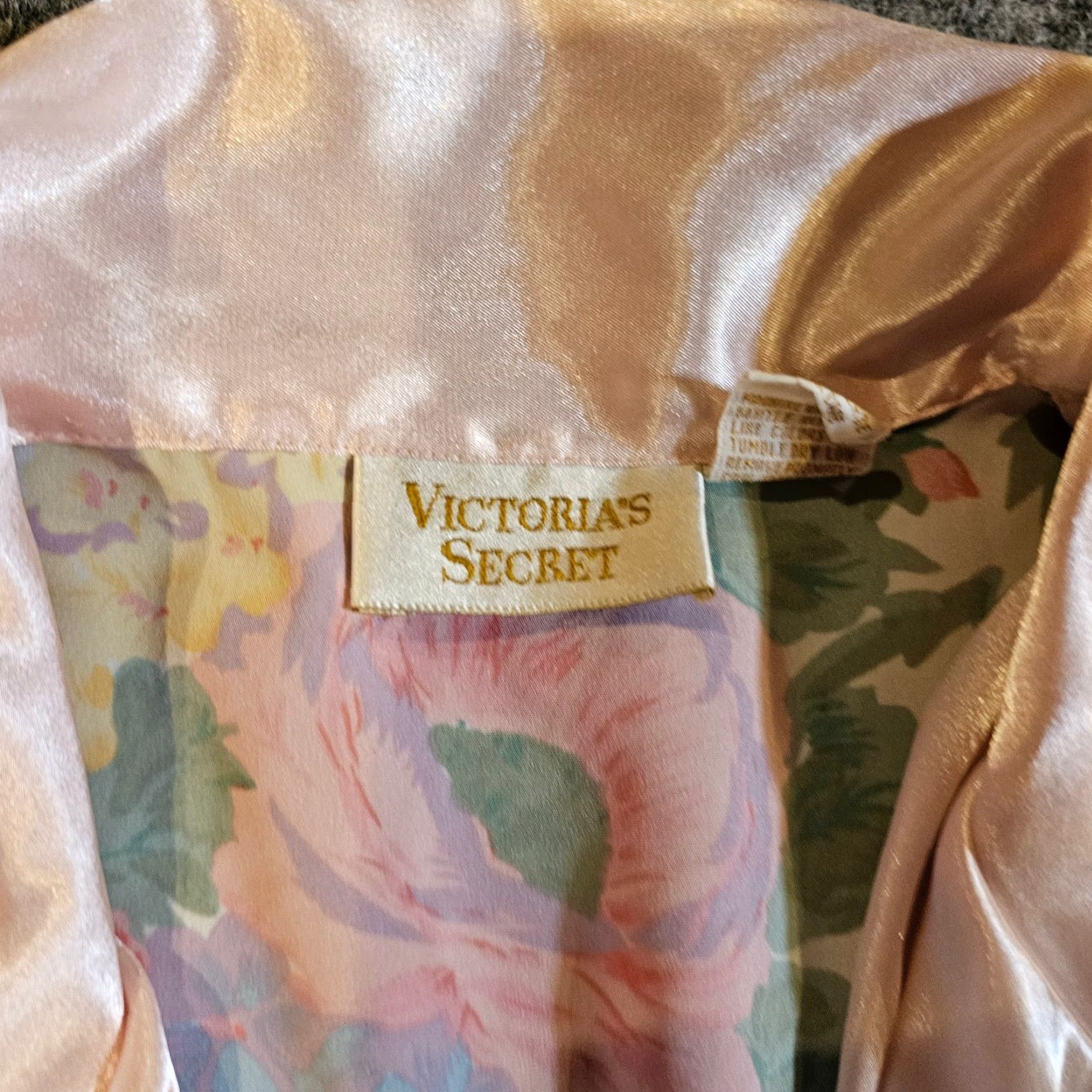 Victoria's Secret VICTORIA'S SECRET Nightgown Womens Medium Pink Floral Button Gold Label Vintage Nightgown Size ONE SIZE - 4 Thumbnail