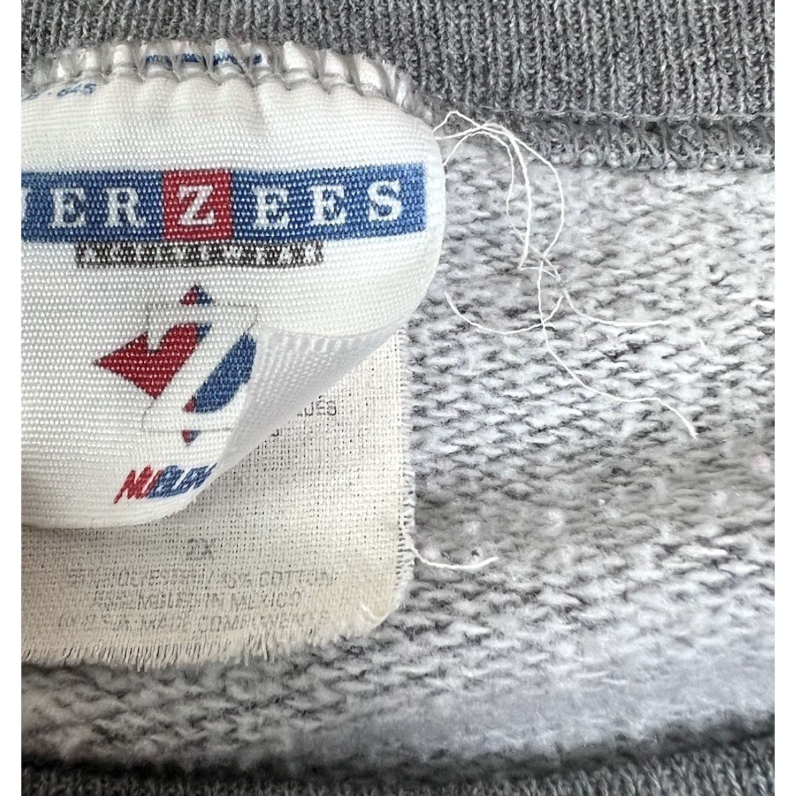 Jerzees VINTAGE Jerzees Sweatshirt 2XL Gray Deer Hunting American USA Crew Neck Shirt Mens Sweatshirt Pullover Graphic Print Size US XXL / EU 58 / 5 - 4 Thumbnail