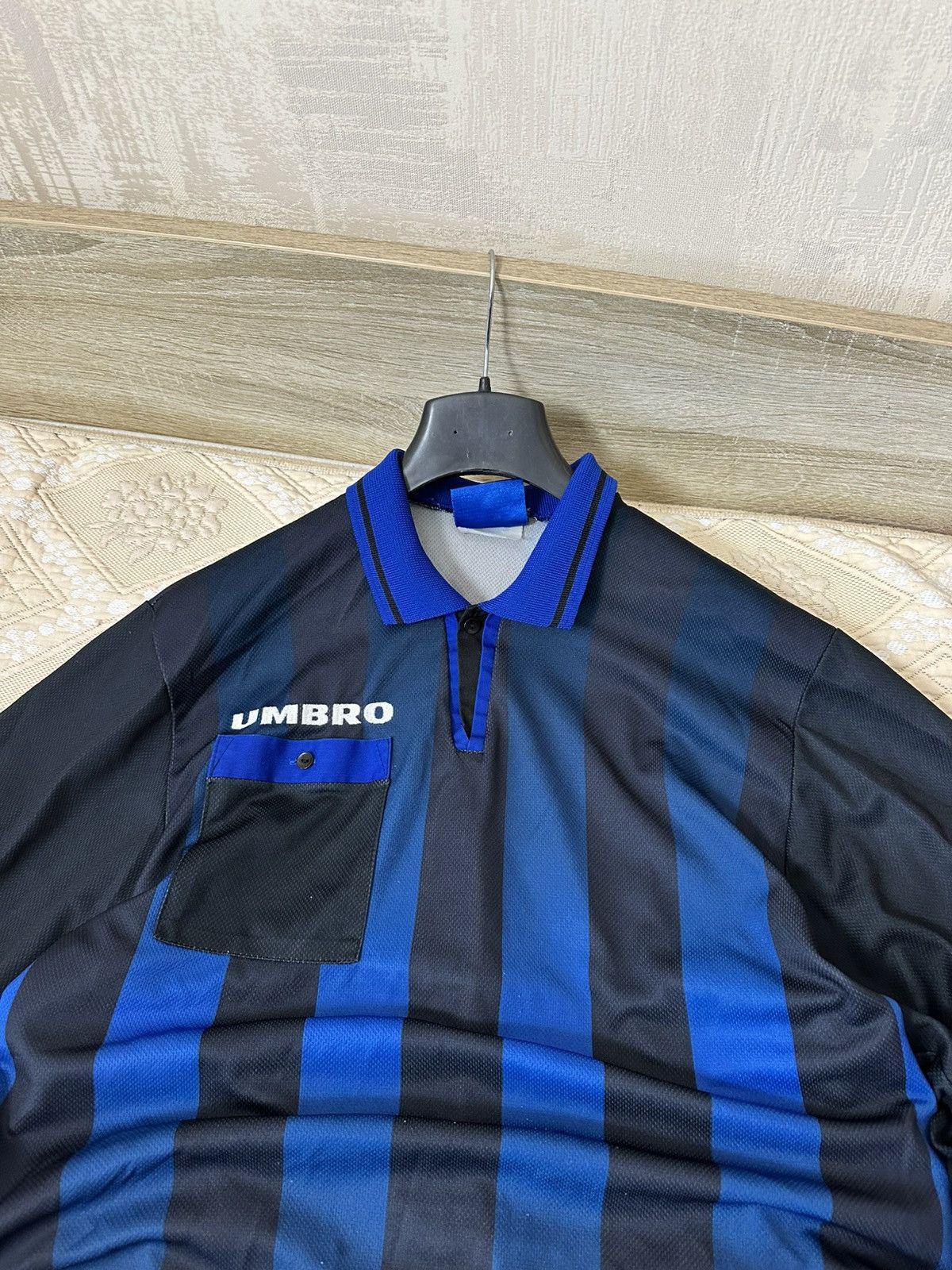 Umbro 🔥 90s Umbro Referee Template Jersey T Shirt Soccer Football Size US XXL / EU 58 / 5 - 2 Thumbnail