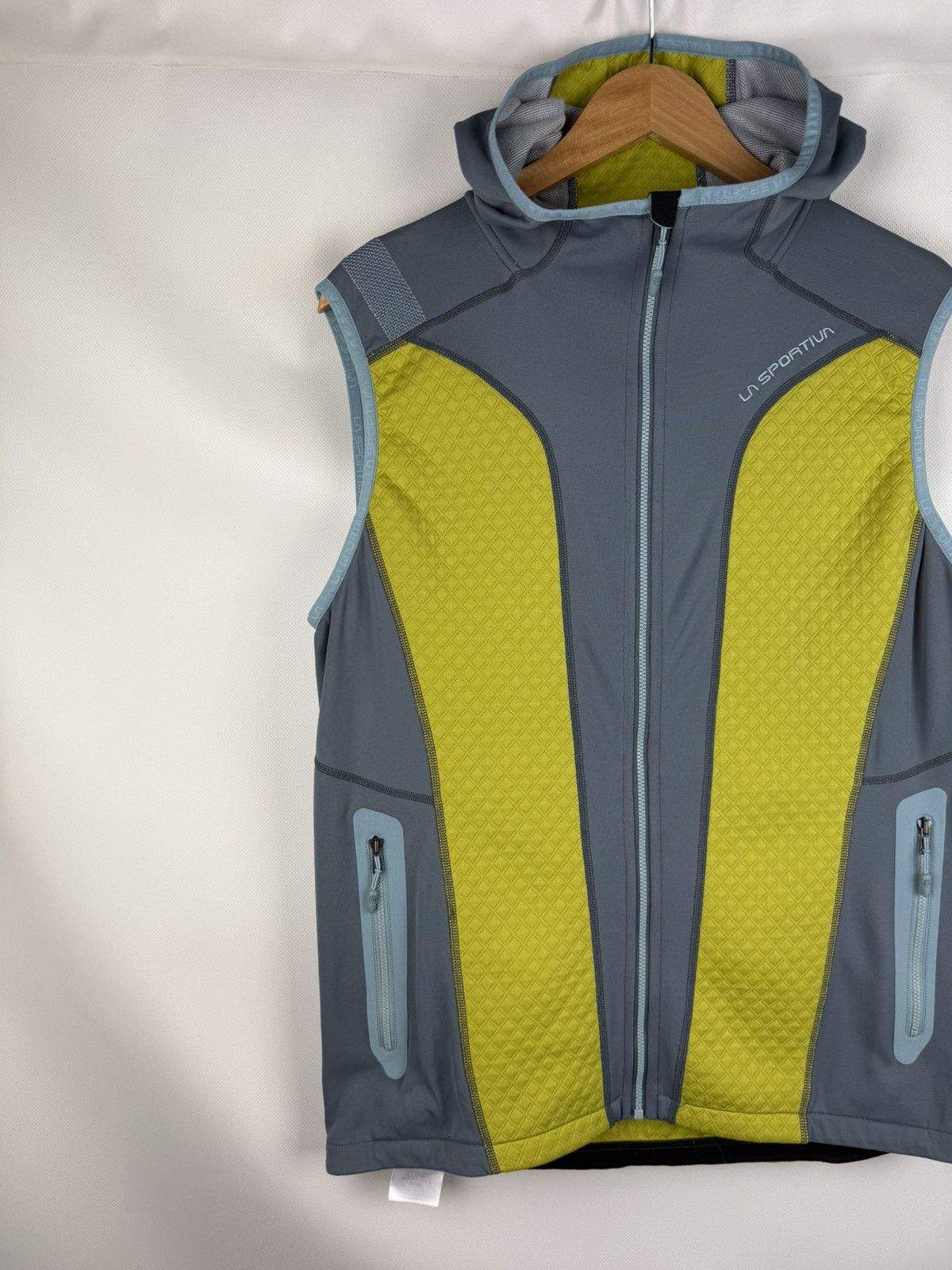 La Sportiva La Sportiva AW1718 Outdoor Hooded Dimension Vest Waistcoat Size US M / EU 48-50 / 2 - 2 Thumbnail
