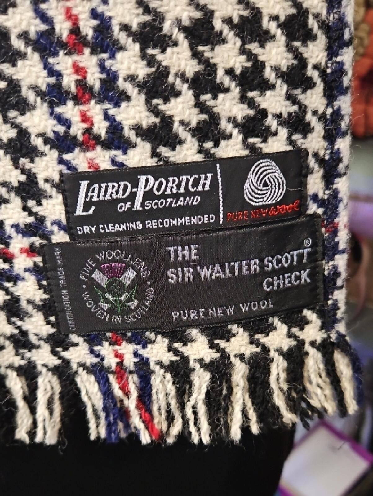 Other Classic Houndstooth Fringe Scarf Size 30" / US 8 / IT 44 - 2 Thumbnail