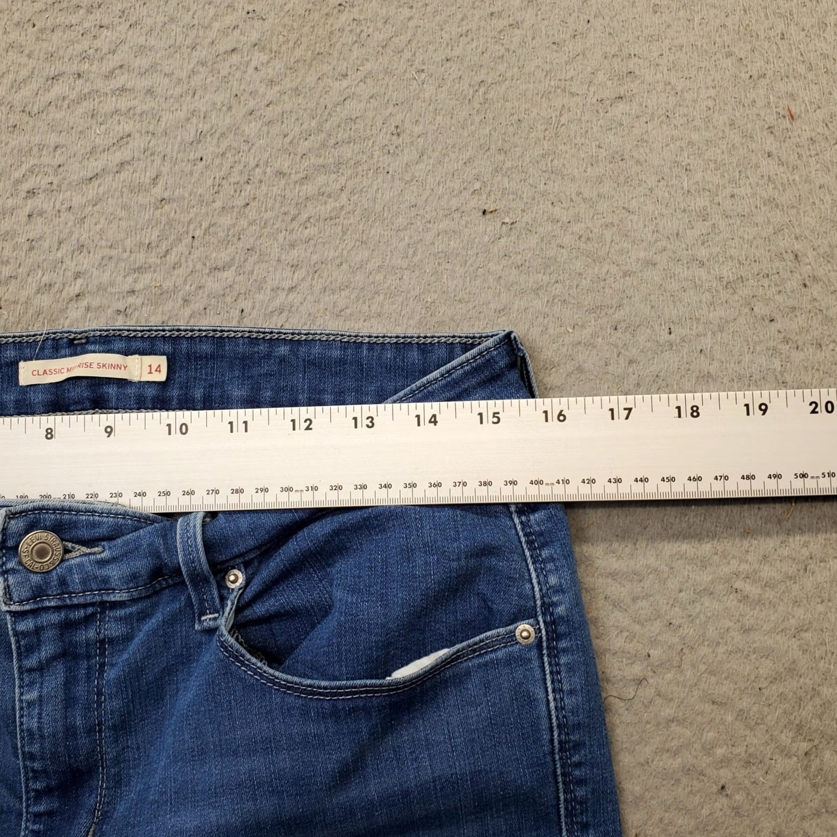 Levi's Levi's Skinny Jeans Women 14 Blue Denim Mid Rise Red Tab Wash: Womens Size 14 Jeans Color Blue Denim Style Skinny, 5-Pocket, Button Closure Size 36" / US 14 / IT 50 - 6 Thumbnail