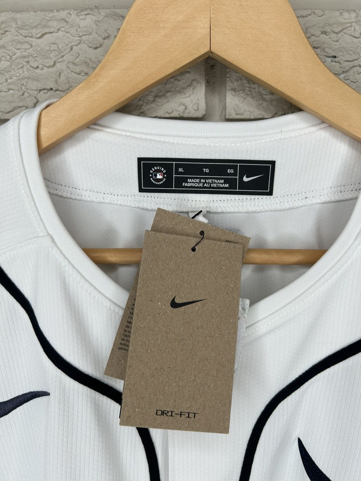 Nike Nike Detroit Tigers White MLB Baseball Jersey Size US XL / EU 56 / 4 - 15 Thumbnail