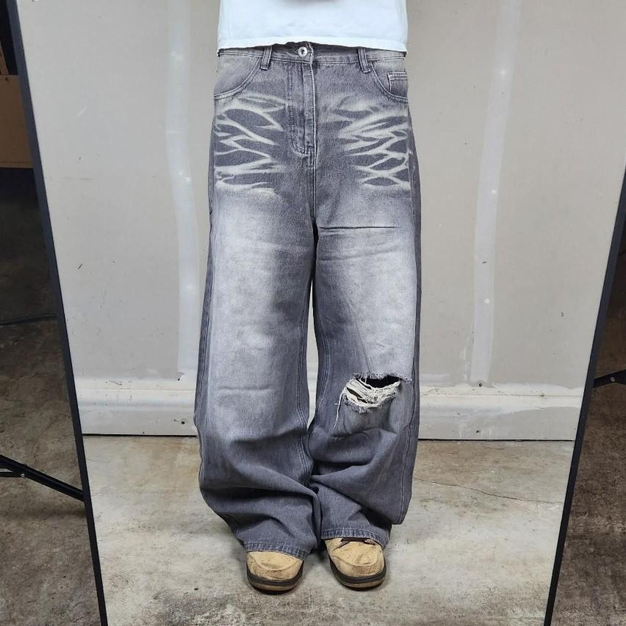 Japanese Brand Grey distressed ripped faded baggy jeans Size US 32 / EU 48 - 1 Thumbnail