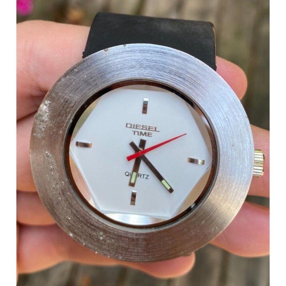 Diesel Vintage Diesel Time Quartz Watch - White Dial Silver Bezel Size ONE SIZE - 2 Thumbnail