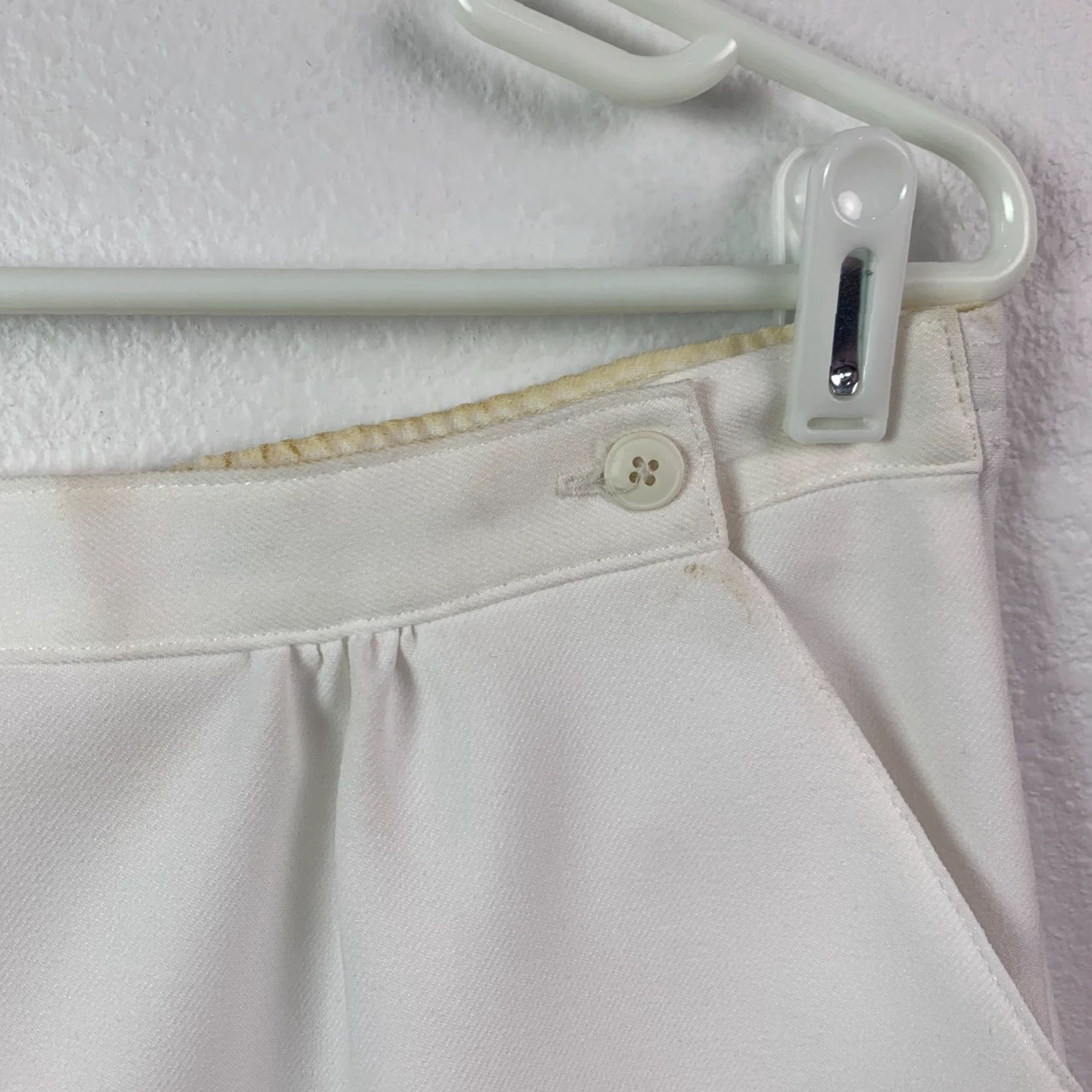 Vintage VINTAGE Donnkenny White Mini Short Retro Mod Skirt Polyester 14 Women Sized 14 7 1970s Secretary/Geek White Size 36" / US 14 / IT 50 - 3 Thumbnail