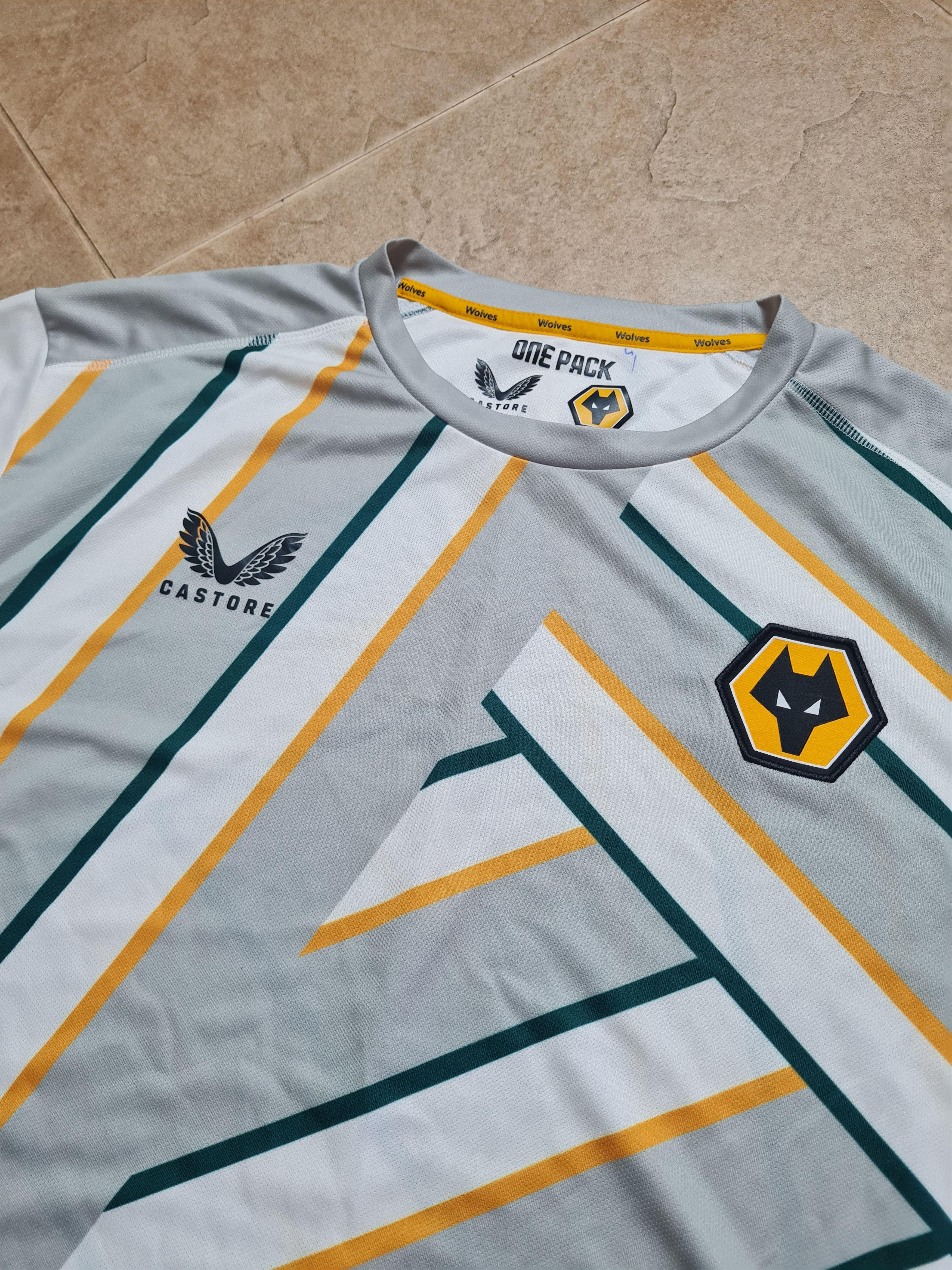 Castore Football jersey Camiseta Castore Wolverhampton Wanderers Size US XXL / EU 58 / 5 - 16 Thumbnail