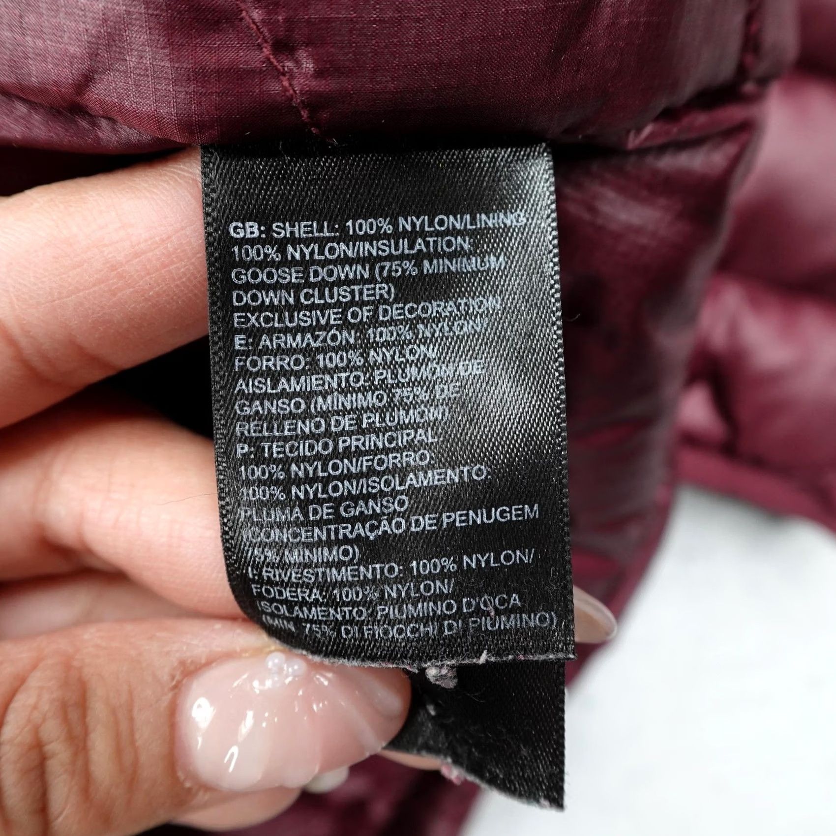 The North Face The North Face Jacket Womens Small Red Burgundy 550 Down Puffer Coat Full Zip Size S / US 4 / IT 40 - 3 Thumbnail