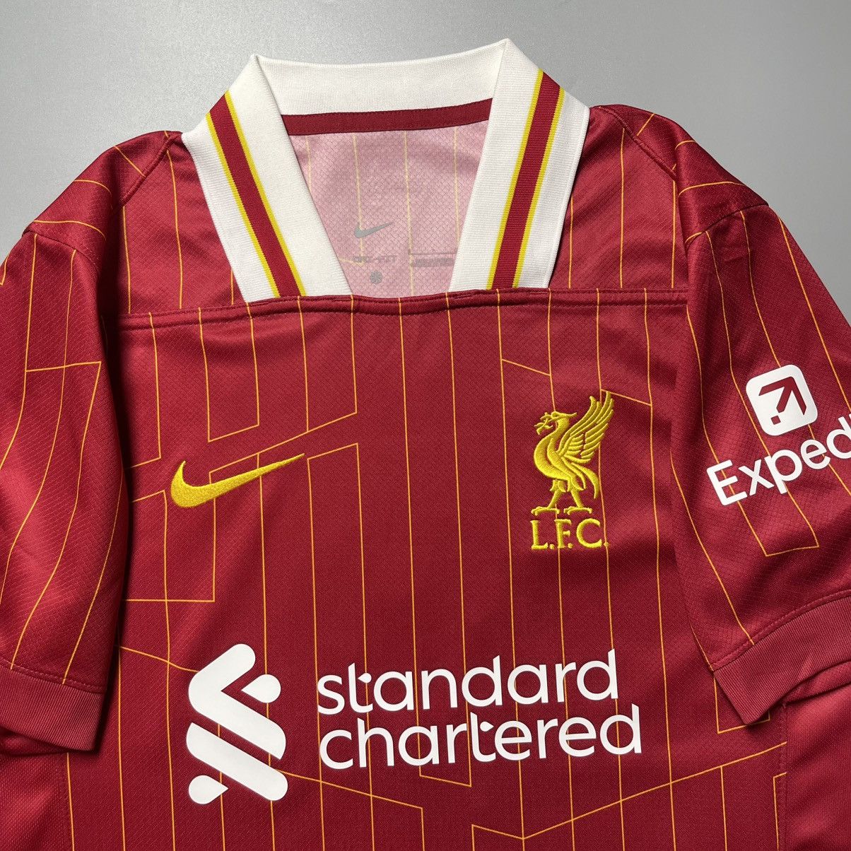 Nike LIVERPOOL NIKE 2024/2025 SOCCER HOME JERSEY #9 DARWIN NUNEZ Size US S / EU 44-46 / 1 - 4 Thumbnail