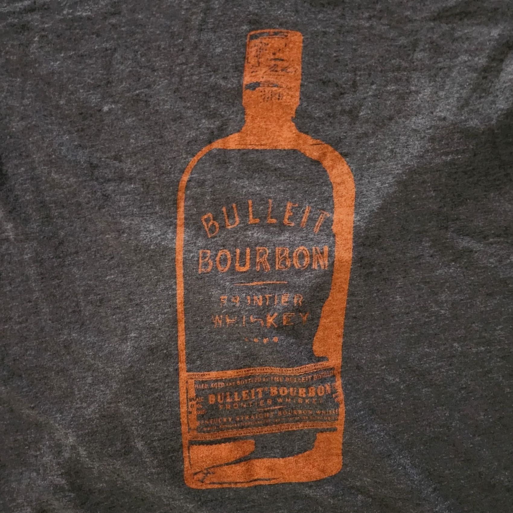 Gildan Bulleit Bourbon Frontier Whiskey T Shirt Men's Medium Gray Kentucky Distillery Gildan Crew Neck Short Sleeve Cotton Blend Logo Size US M / EU 48-50 / 2 - 2 Thumbnail
