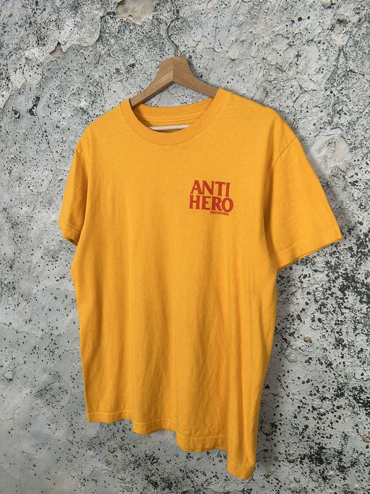 Antihero Vintage Anti Hero Skateboards Orange Tee Streetwear Size US M / EU 48-50 / 2 - 2 Thumbnail