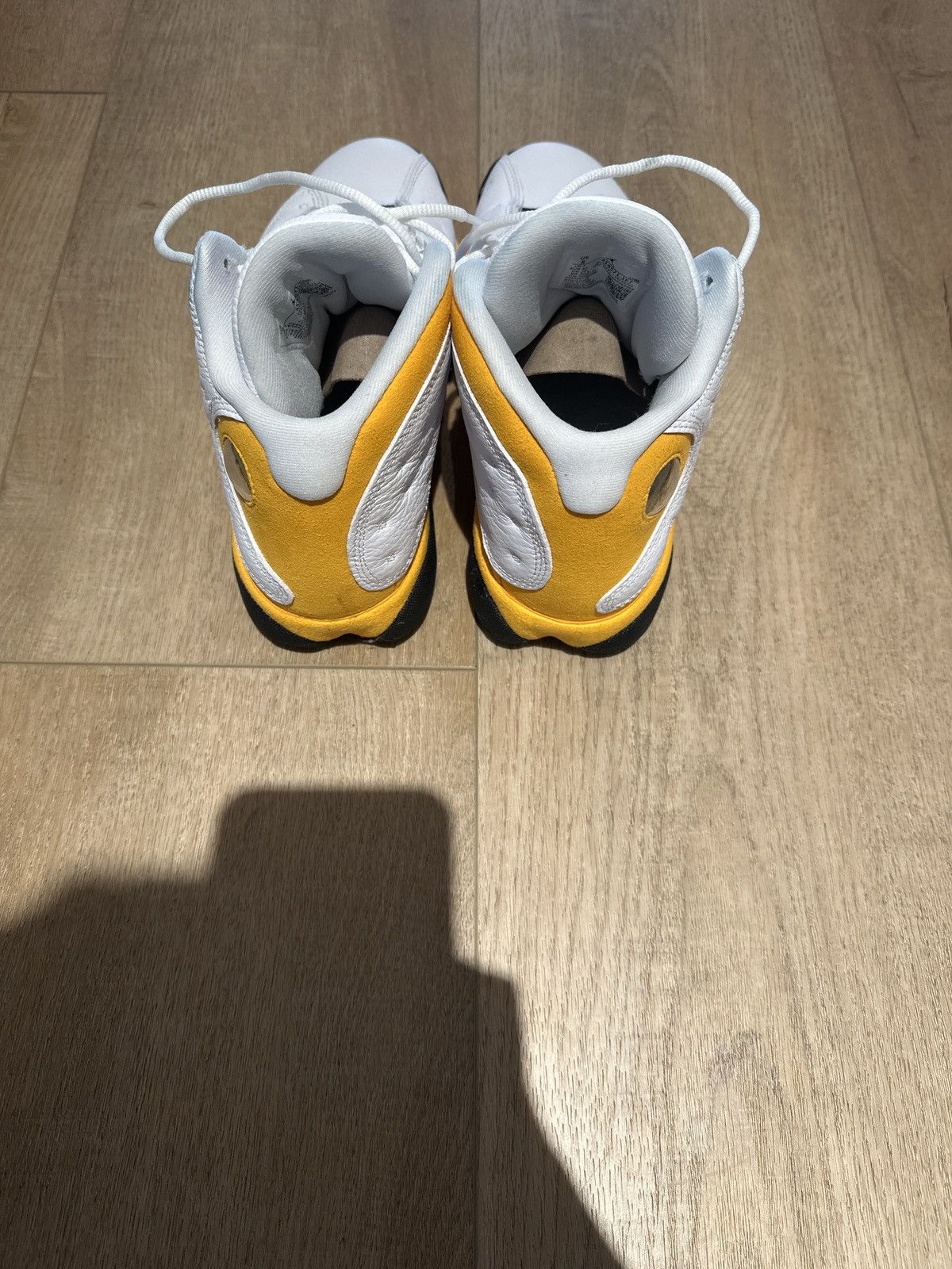 Jordan Brand Jordan 13 white and university gold Size US 8 / EU 41 - 5 Thumbnail