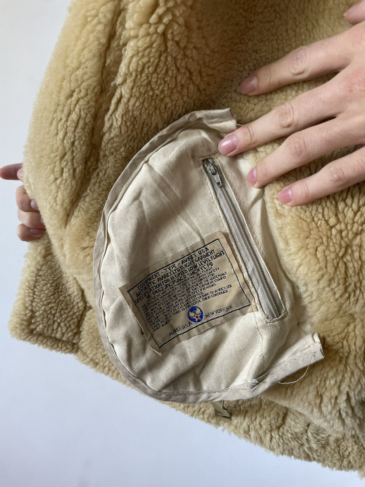 Avirex Avirex 80s B3 shearling jacket with big back embelem Size US XL / EU 56 / 4 - 5 Thumbnail