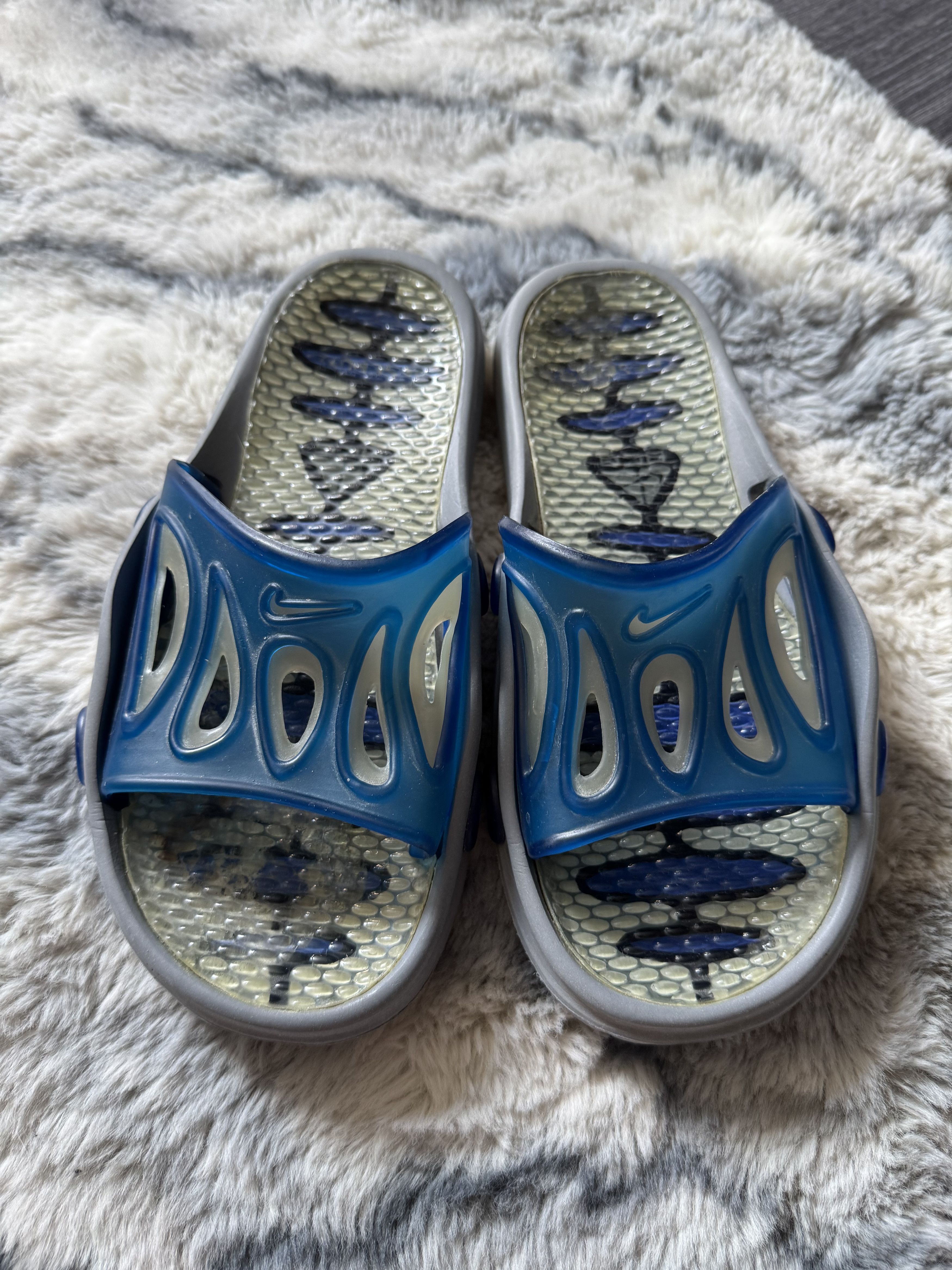 Vintage NIKE ACG Deschutz Flip Flops Slides Sandal