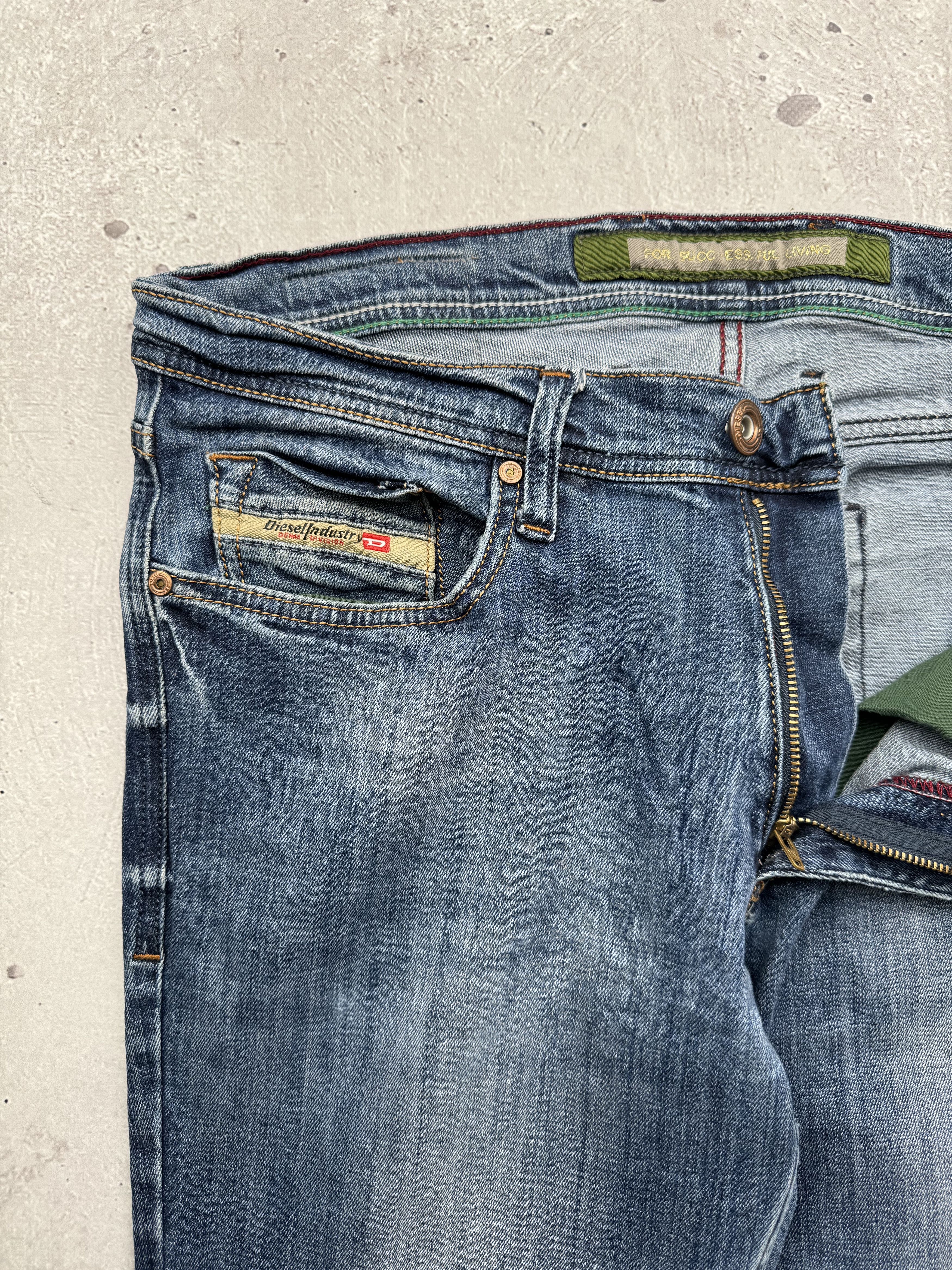 Diesel × Vintage Diesel Vintage Jeans Size US 34 / EU 50 - 4 Thumbnail