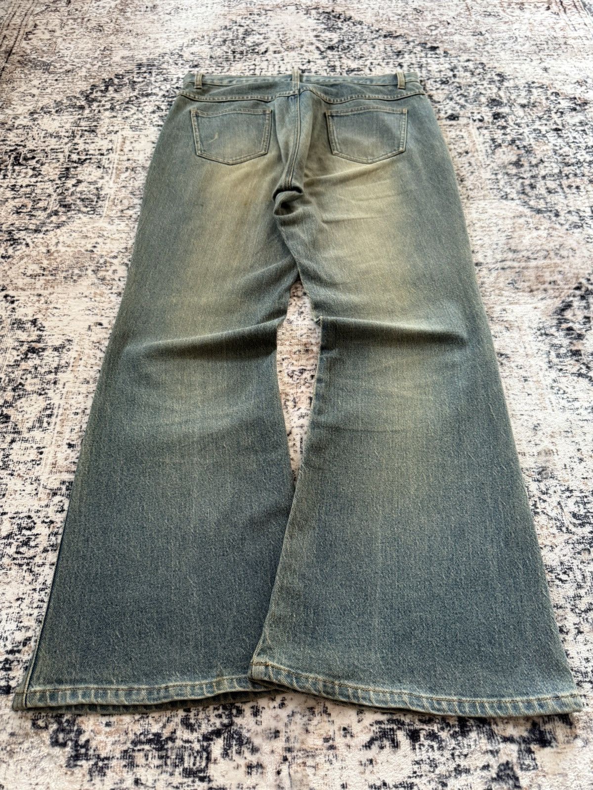 If Six Was Nine Livre Claire Japan Muddy Wash Studded Flared Jeans Size US 32 / EU 48 - 2 Thumbnail