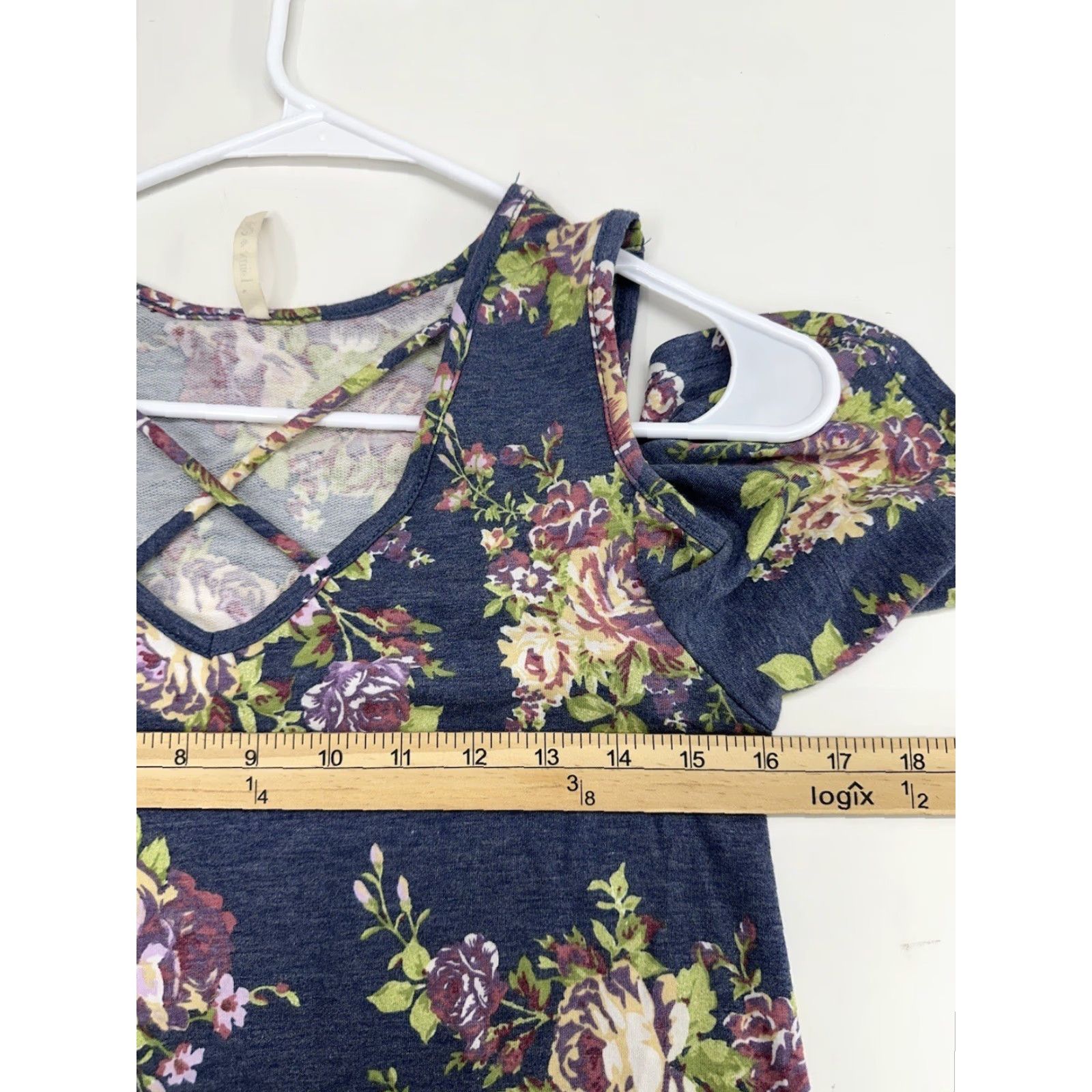 Vintage Lime N Chili Womens Shirt Size Small Blue Floral Col Shoulder Strappy Chest Sleeveless V-Neck Casual Shirt Womens Size S / US 4 / IT 40 - 7 Thumbnail