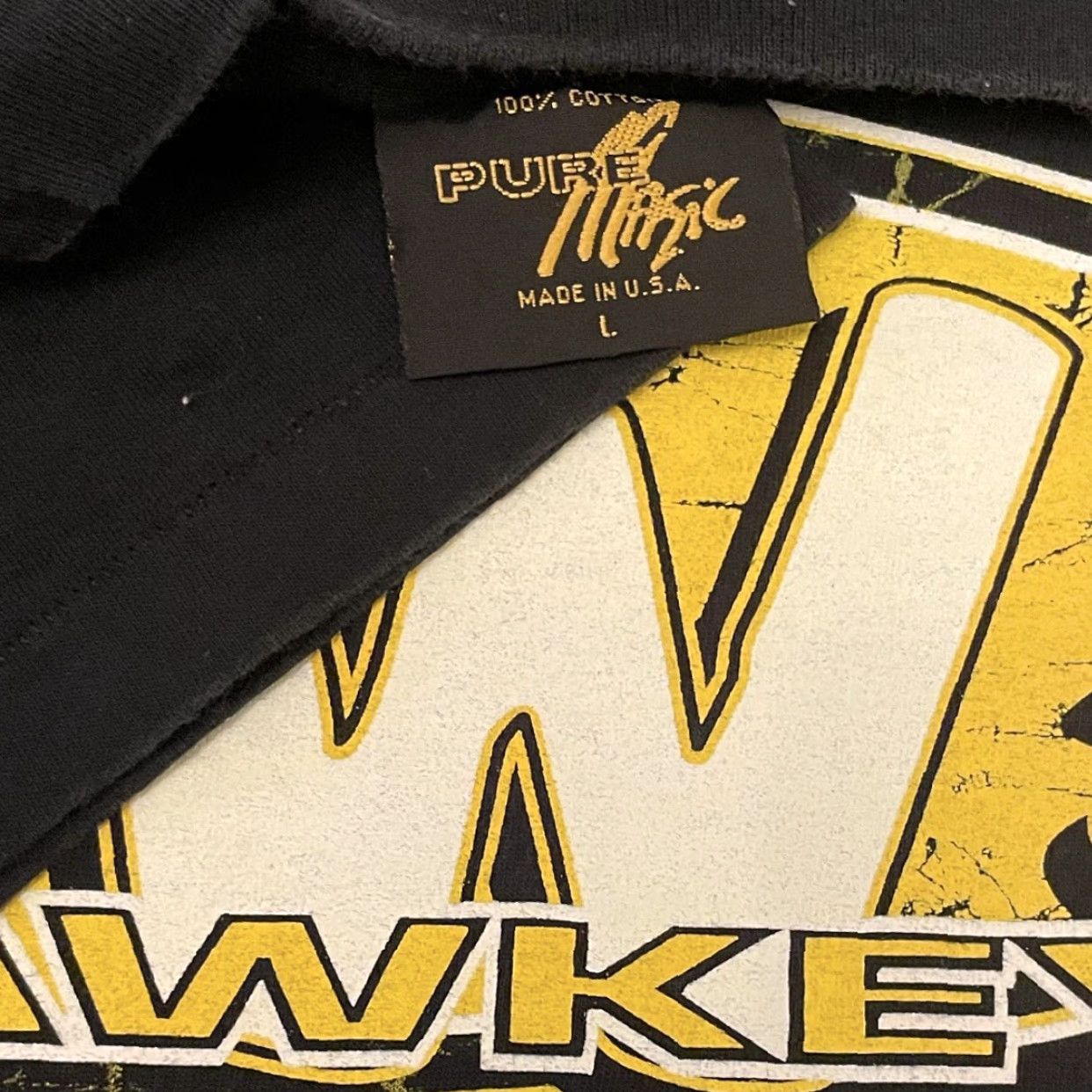 Spell VINTAGE 90s University Of Iowa Hawkeyes Spell Out Shirt Mens XL Black T-Shirt Made In USA Size US XL / EU 56 / 4 - 2 Thumbnail