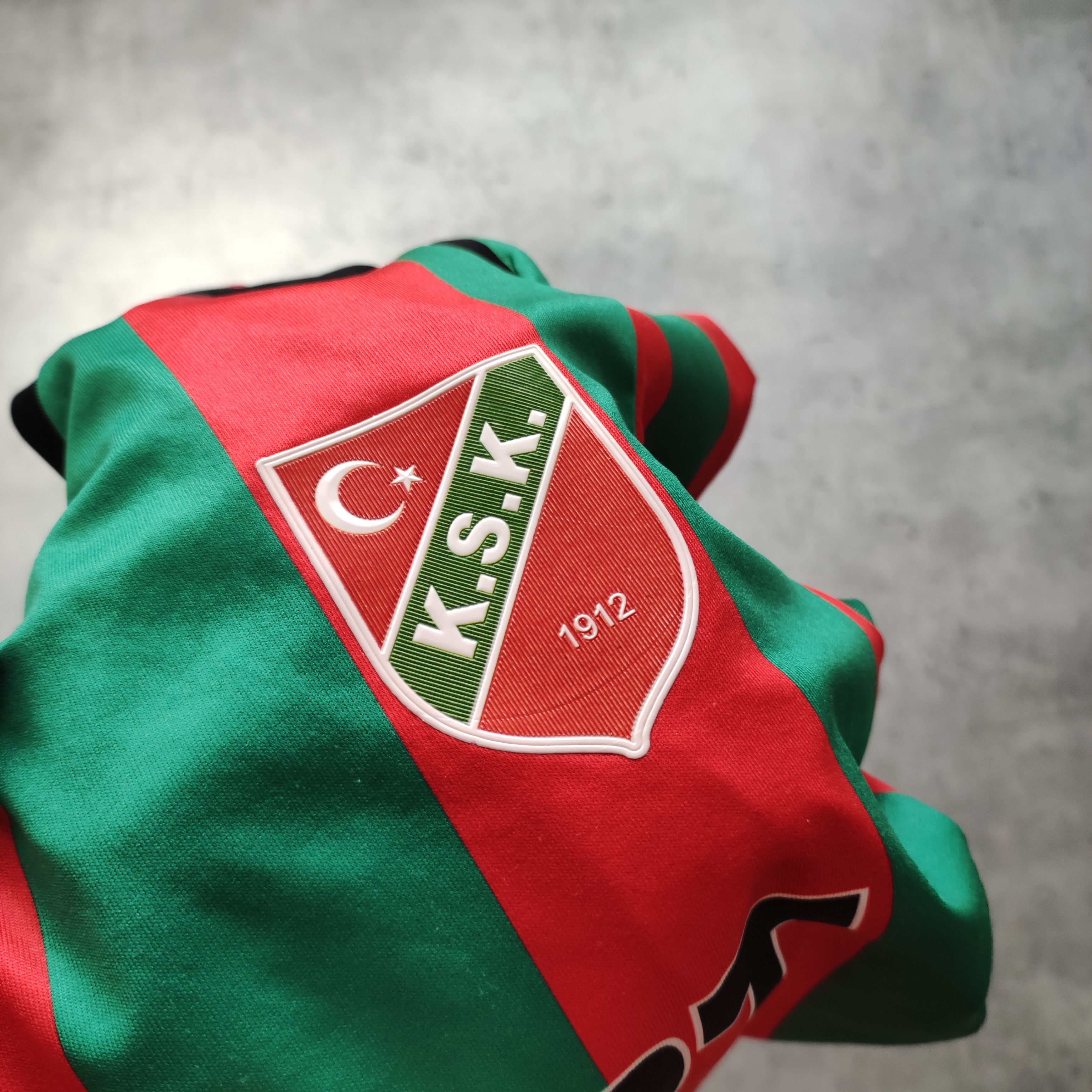 Vintage RARE Karsiyaka SK Turkey Football 2021 Home Jersey Size US M / EU 48-50 / 2 - 6 Thumbnail