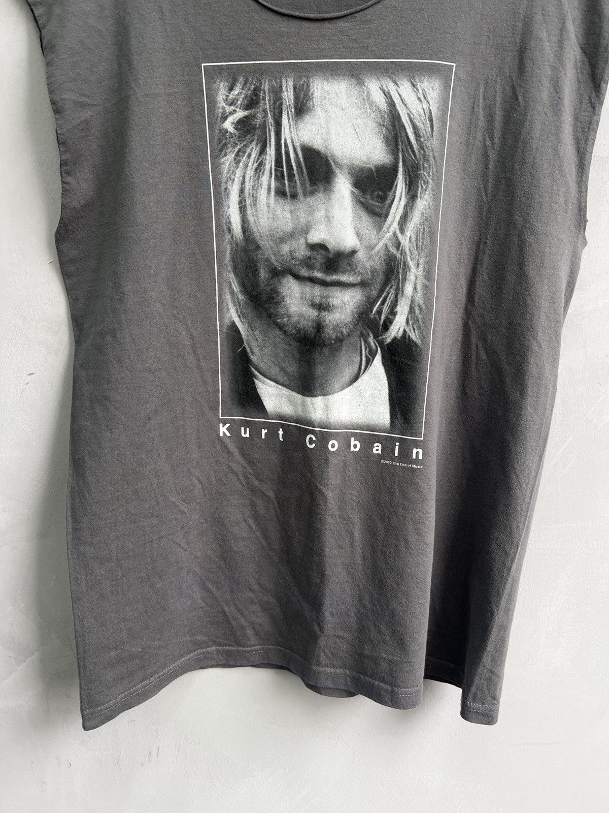 Other VINTAGE 2002 Kurt Cobain memorial tee tank top Size US M / EU 48-50 / 2 - 6 Thumbnail