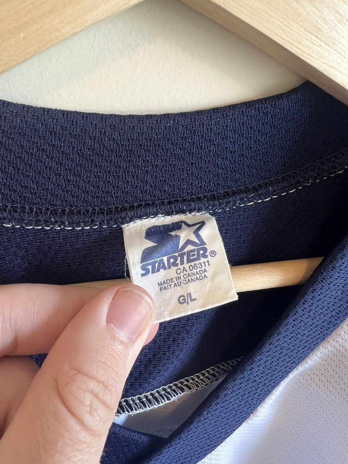 Starter × Vintage 1990s Starter Vintage Vancouver Canucks Hockey Jersey NHL Size US XL / EU 56 / 4 - 5 Thumbnail