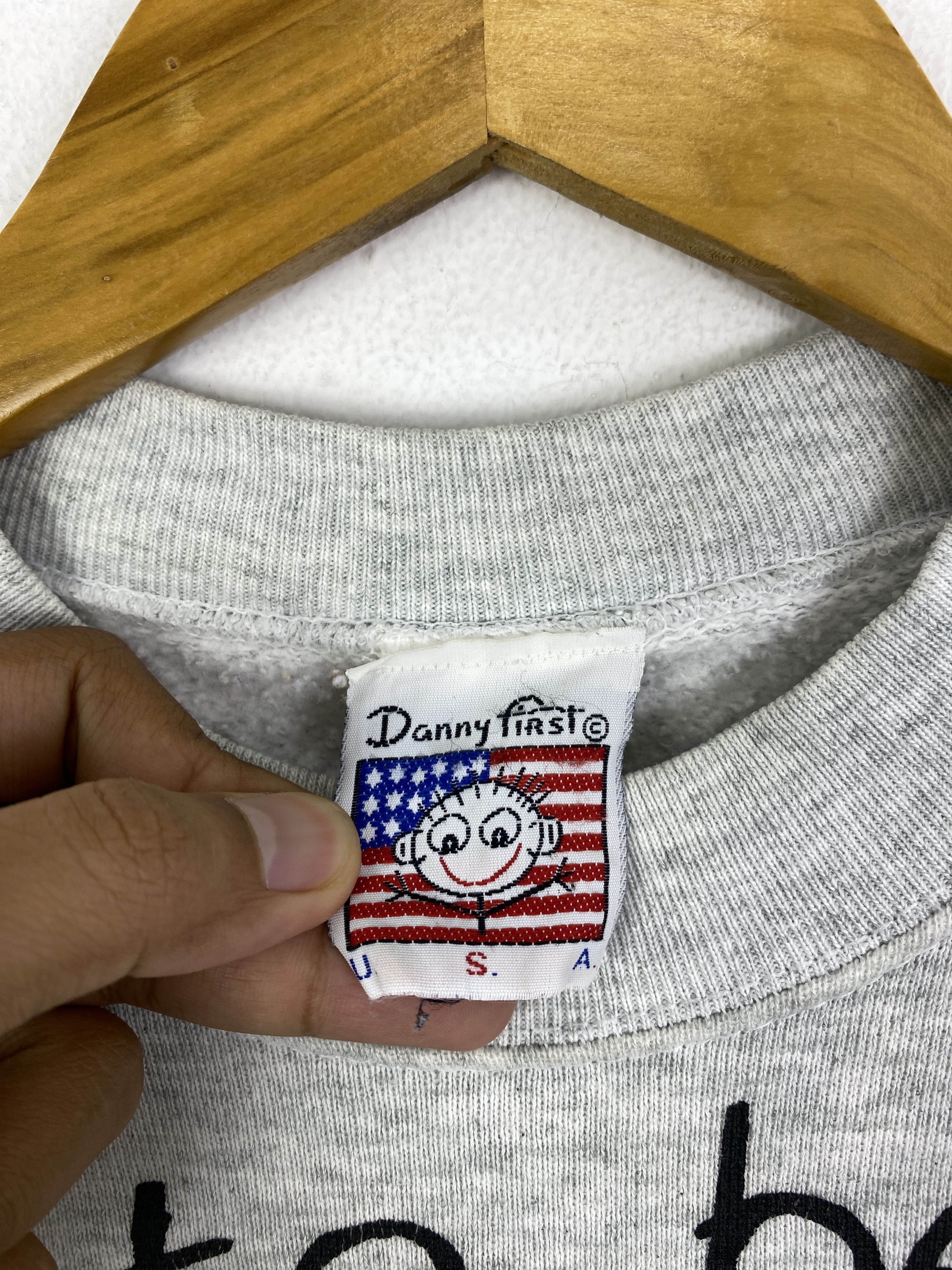 Vintage Vintage 90s Fruit Of The Loom Danny First Sweatshirt SH0182 Size US S / EU 44-46 / 1 - 5 Thumbnail
