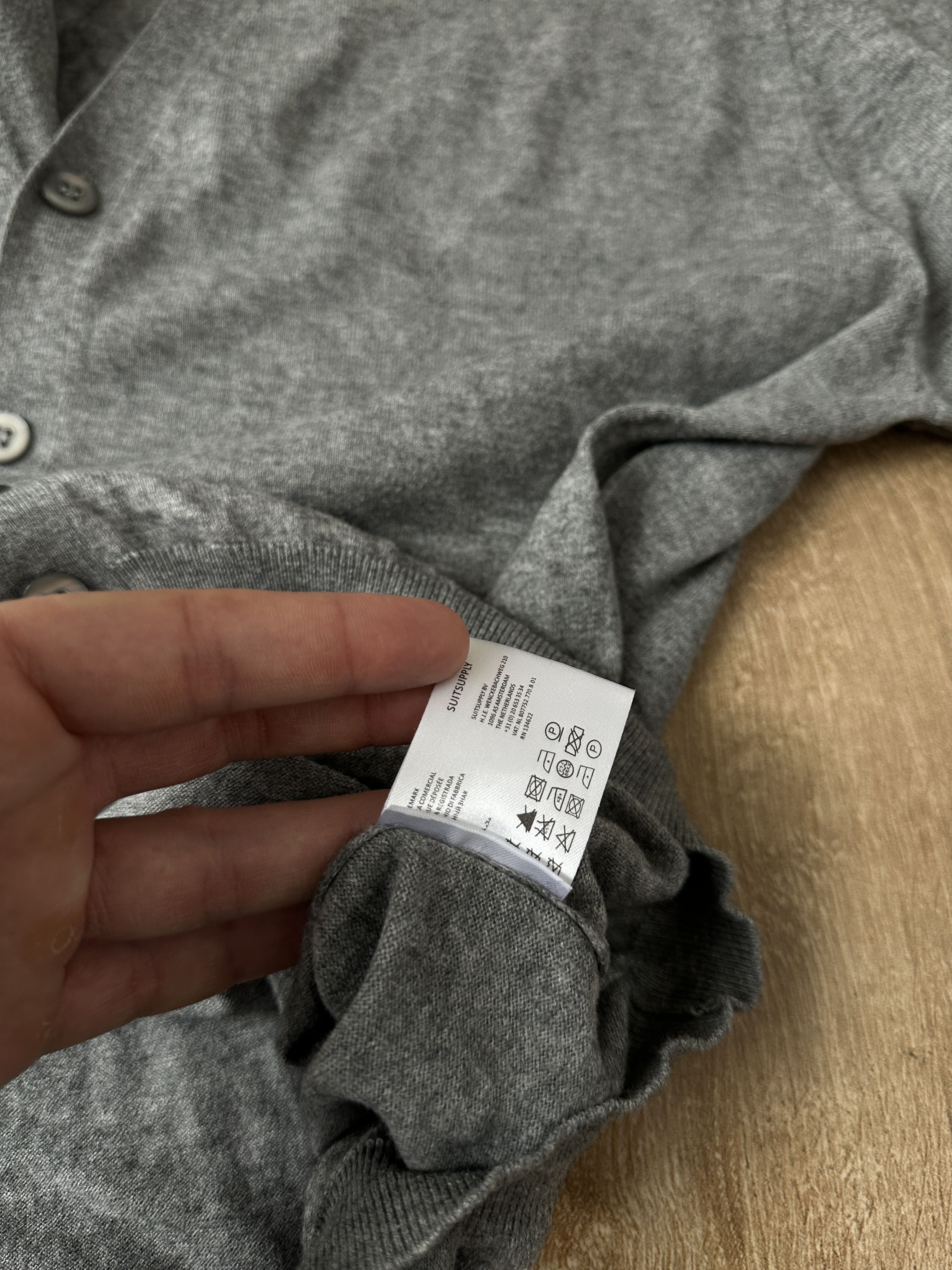 Suitsupply Suitsupply cotton cashmere men's gray Cardigan Size: XXL Size US XXL / EU 58 / 5 - 9 Thumbnail
