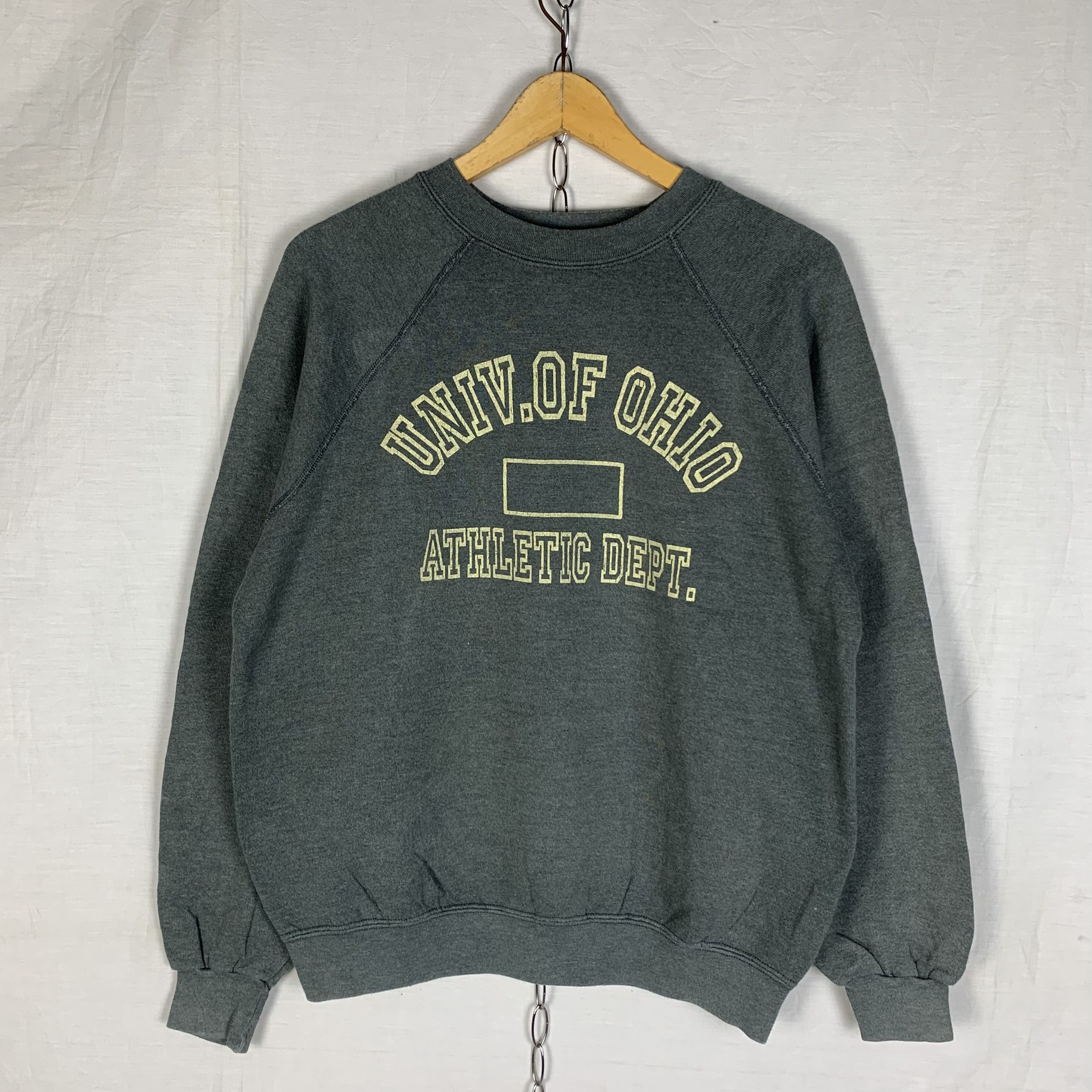 Vintage Vintage Ohio University Athletic Dept Sweatshirt Crewneck Size US M / EU 48-50 / 2 - 1 Thumbnail