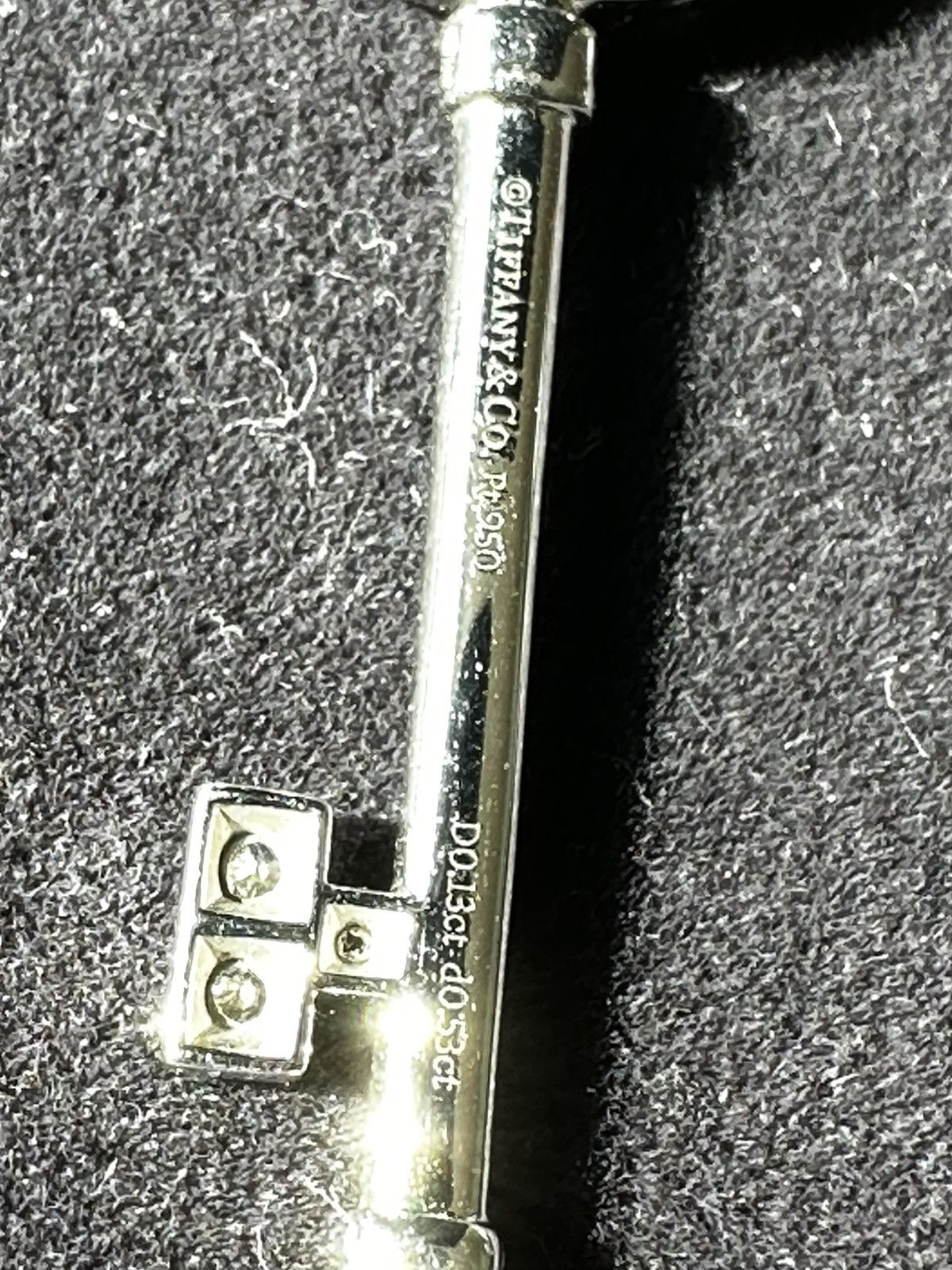 Tiffany & Co. Platinum Victoria Vine Key Pendant w 24in chain and Mini Key Size ONE SIZE - 10 Thumbnail