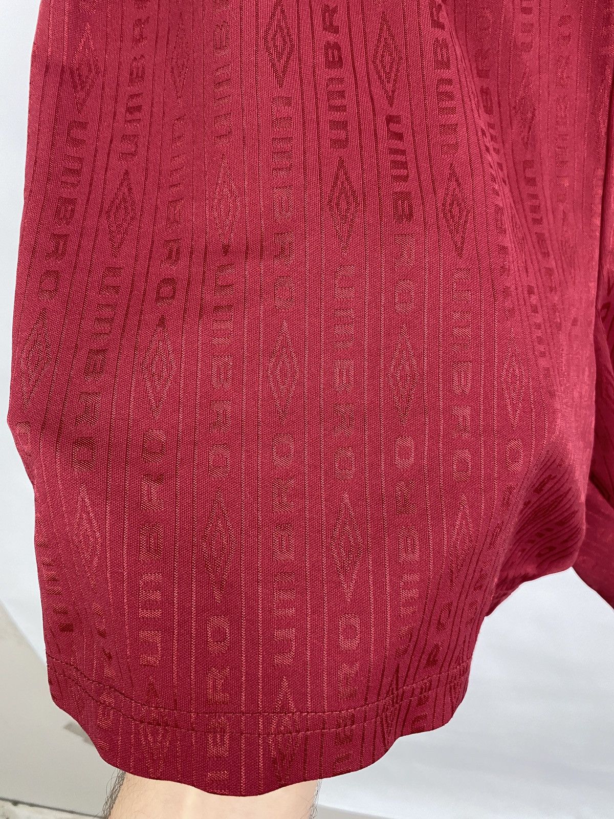 Umbro Vintage 90s Umbro Monogram Soccer Shorts Rare Retro Hype Y2K Size US 34 / EU 50 - 4 Thumbnail